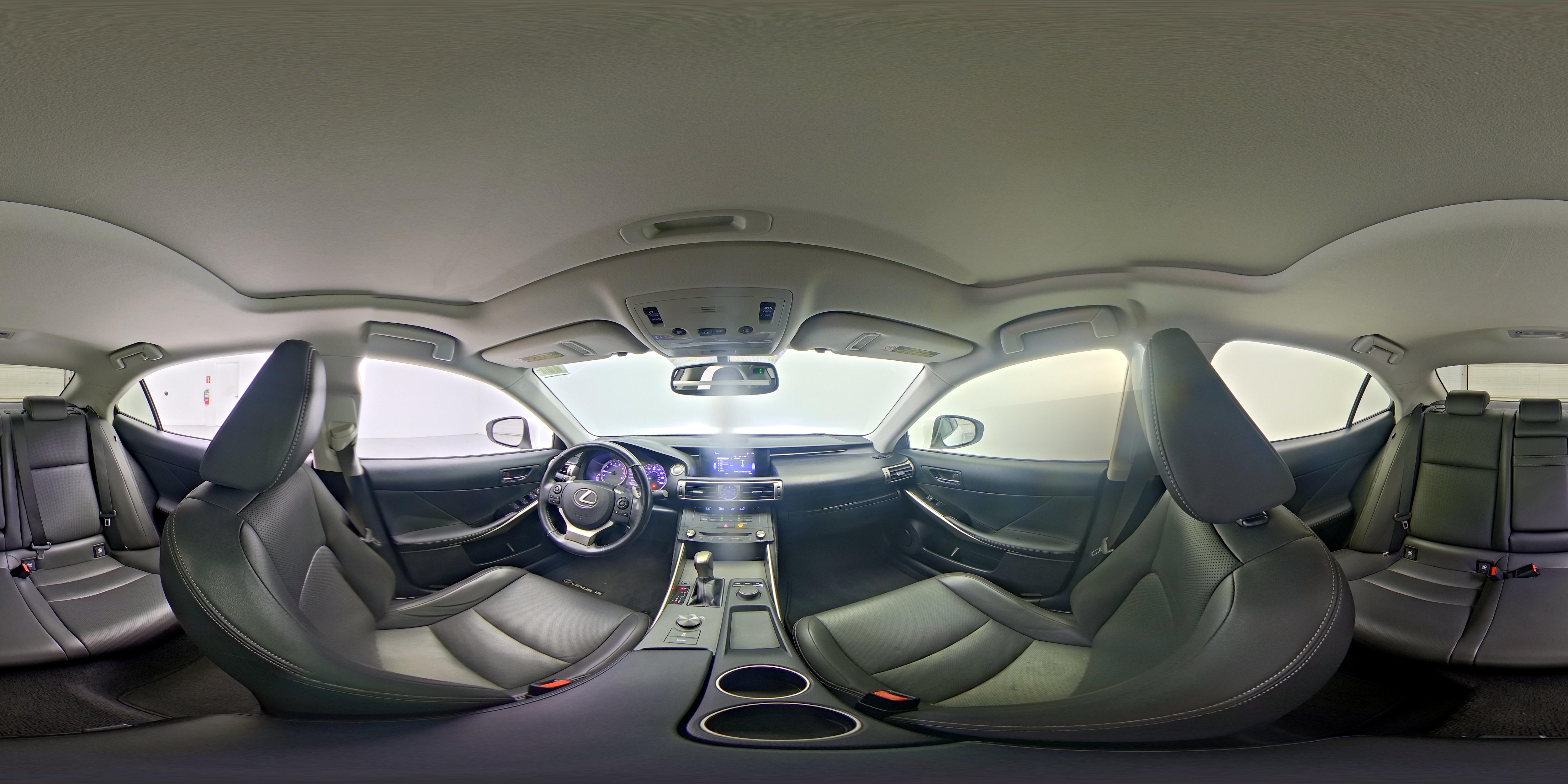 2016 Lexus IS 200t - Photo 25