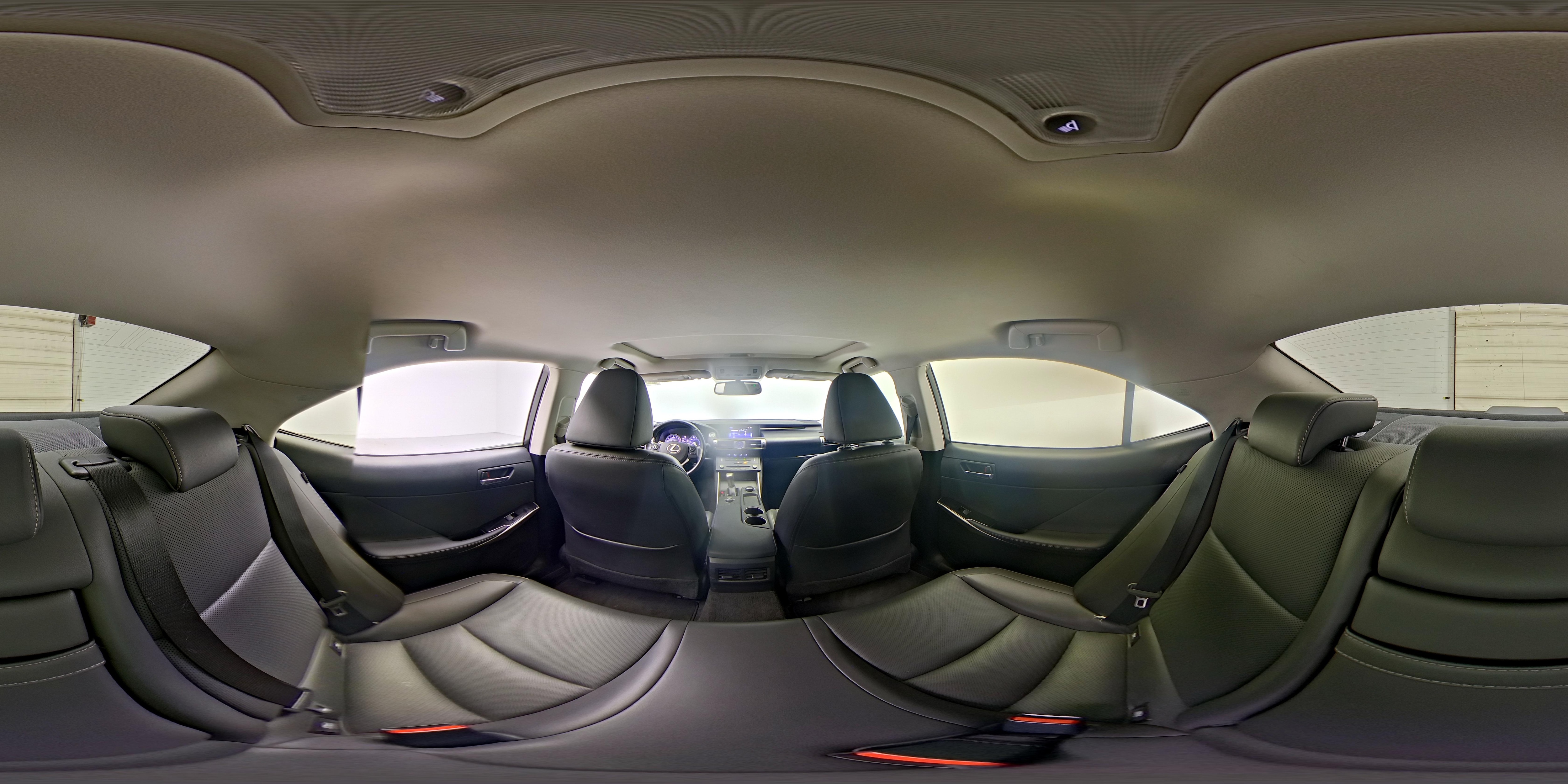 2016 Lexus IS 200t - Photo 26