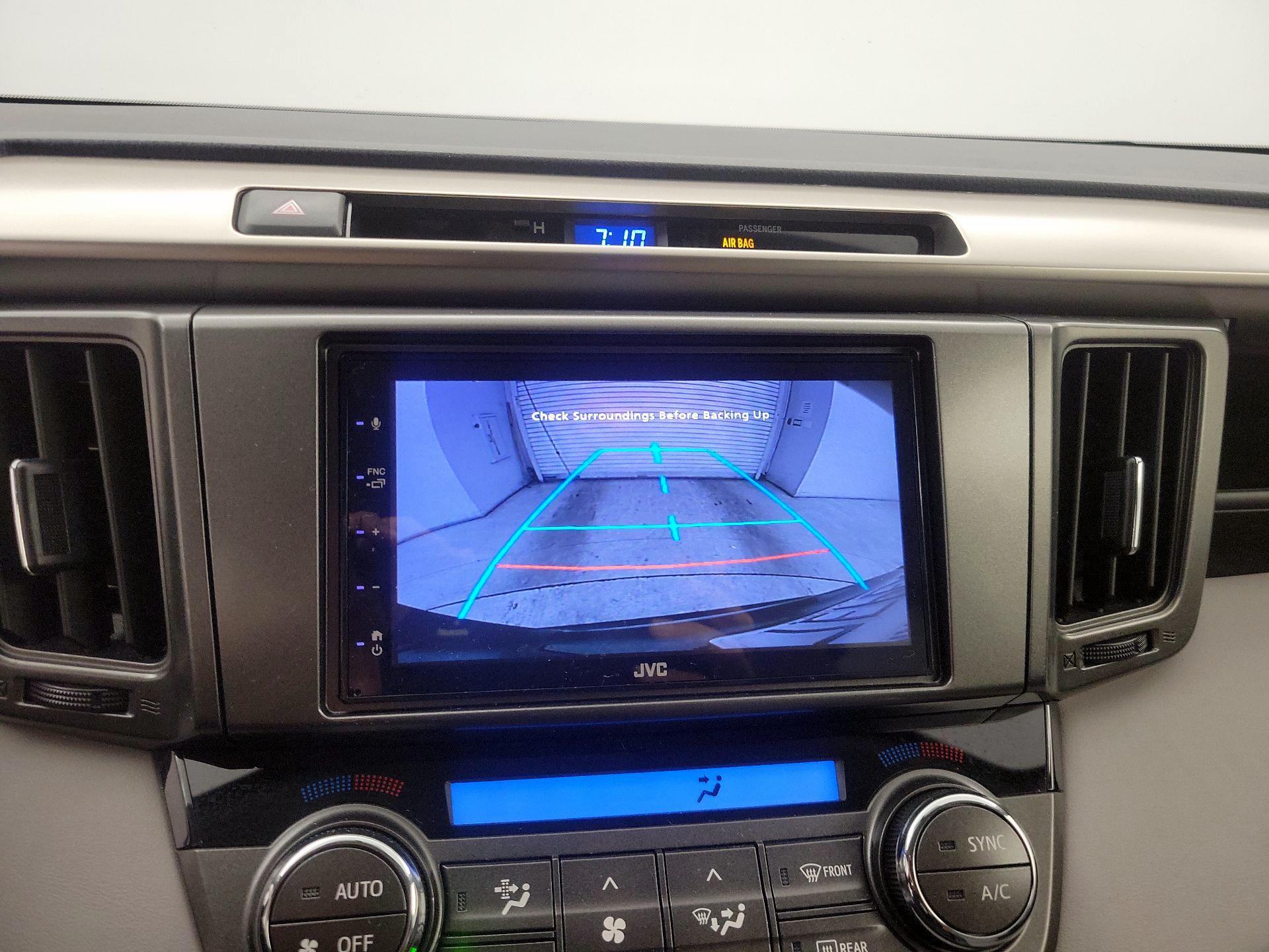 Thumbnail: 2014 Toyota RAV4 - 14