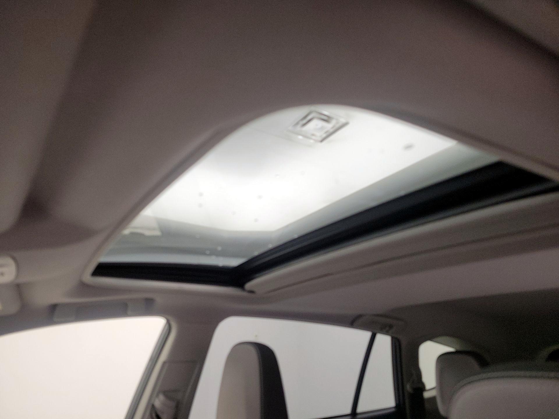 Thumbnail: 2014 Toyota RAV4 - 19