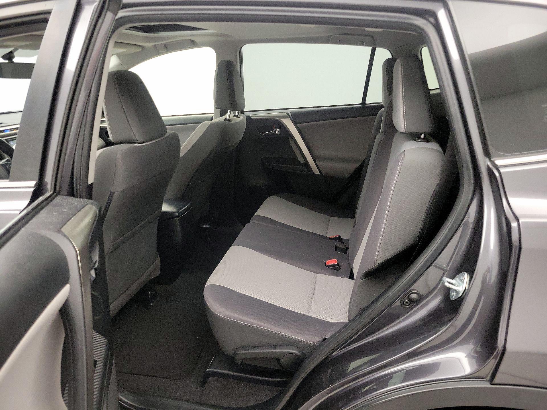 Thumbnail: 2014 Toyota RAV4 - 20