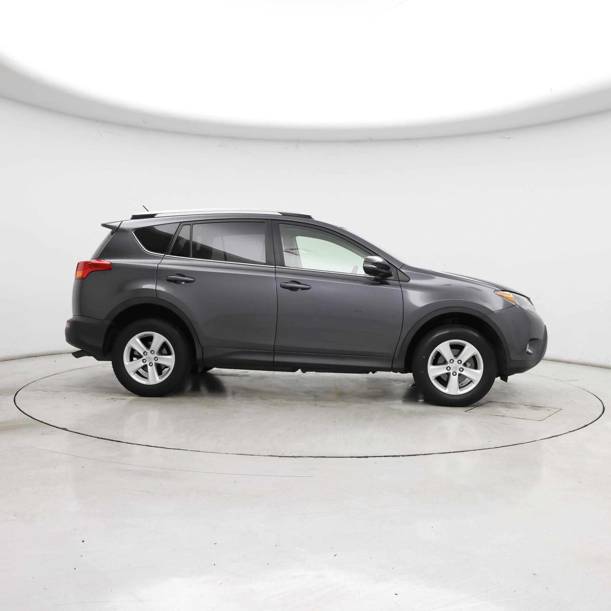 Thumbnail: 2014 Toyota RAV4 - 7