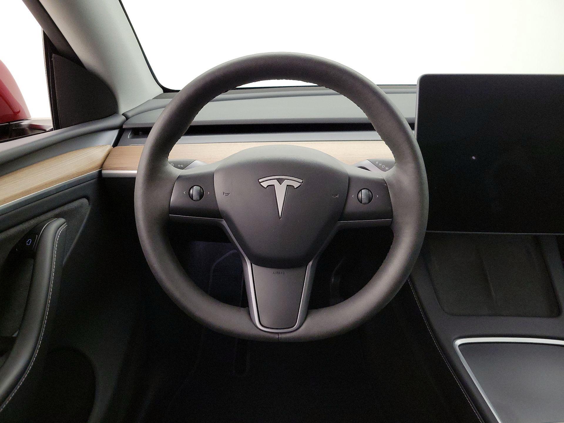 Thumbnail: 2024 Tesla Model Y - 10