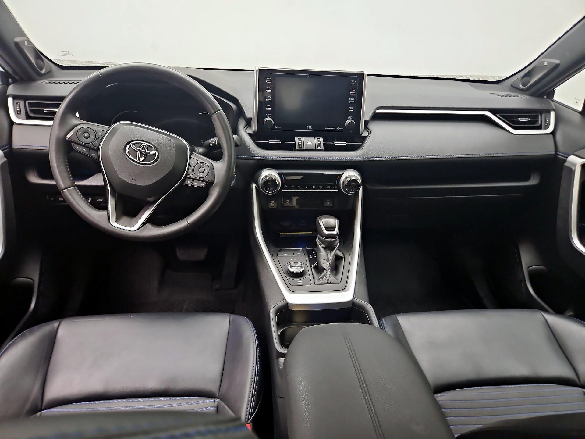 Thumbnail: 2021 Toyota RAV4 - 9
