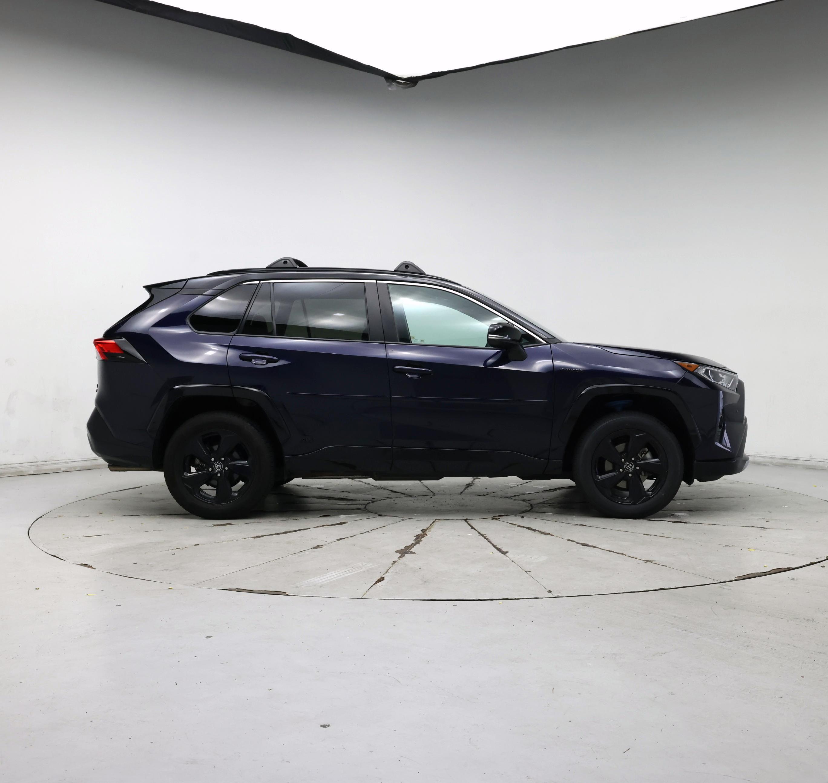 Thumbnail: 2021 Toyota RAV4 - 7