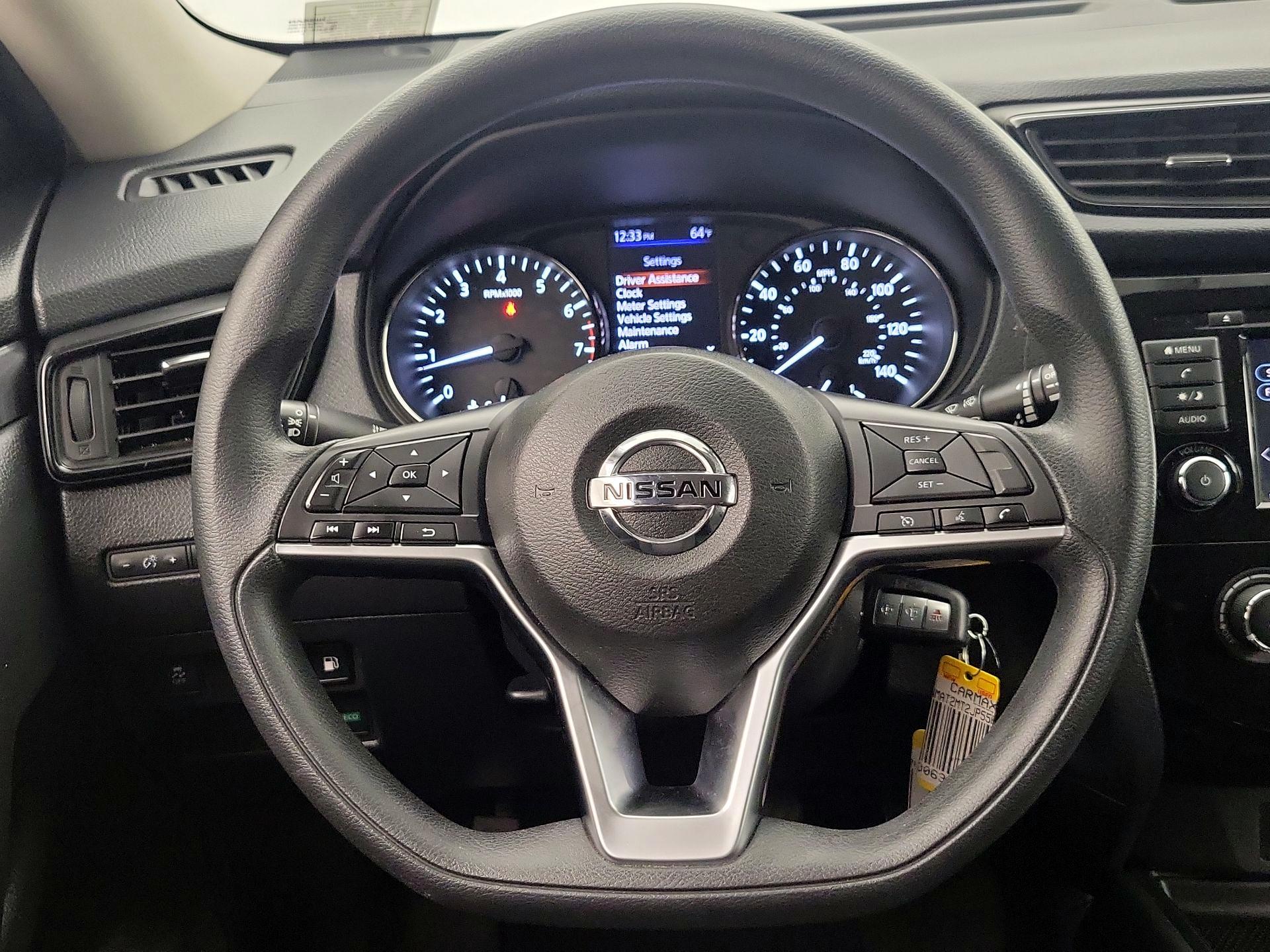 Thumbnail: 2018 Nissan Rogue - 10