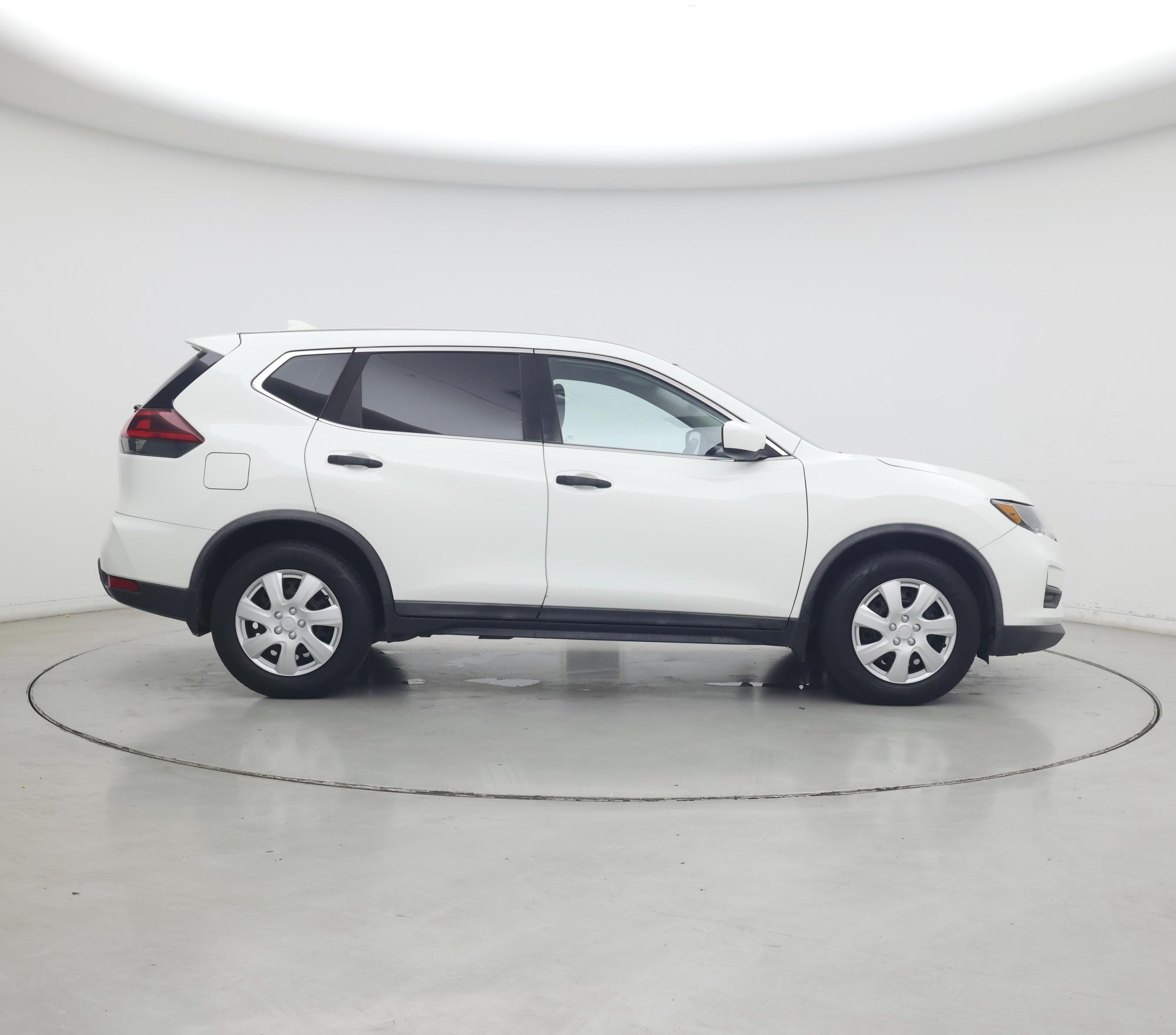 Thumbnail: 2018 Nissan Rogue - 7