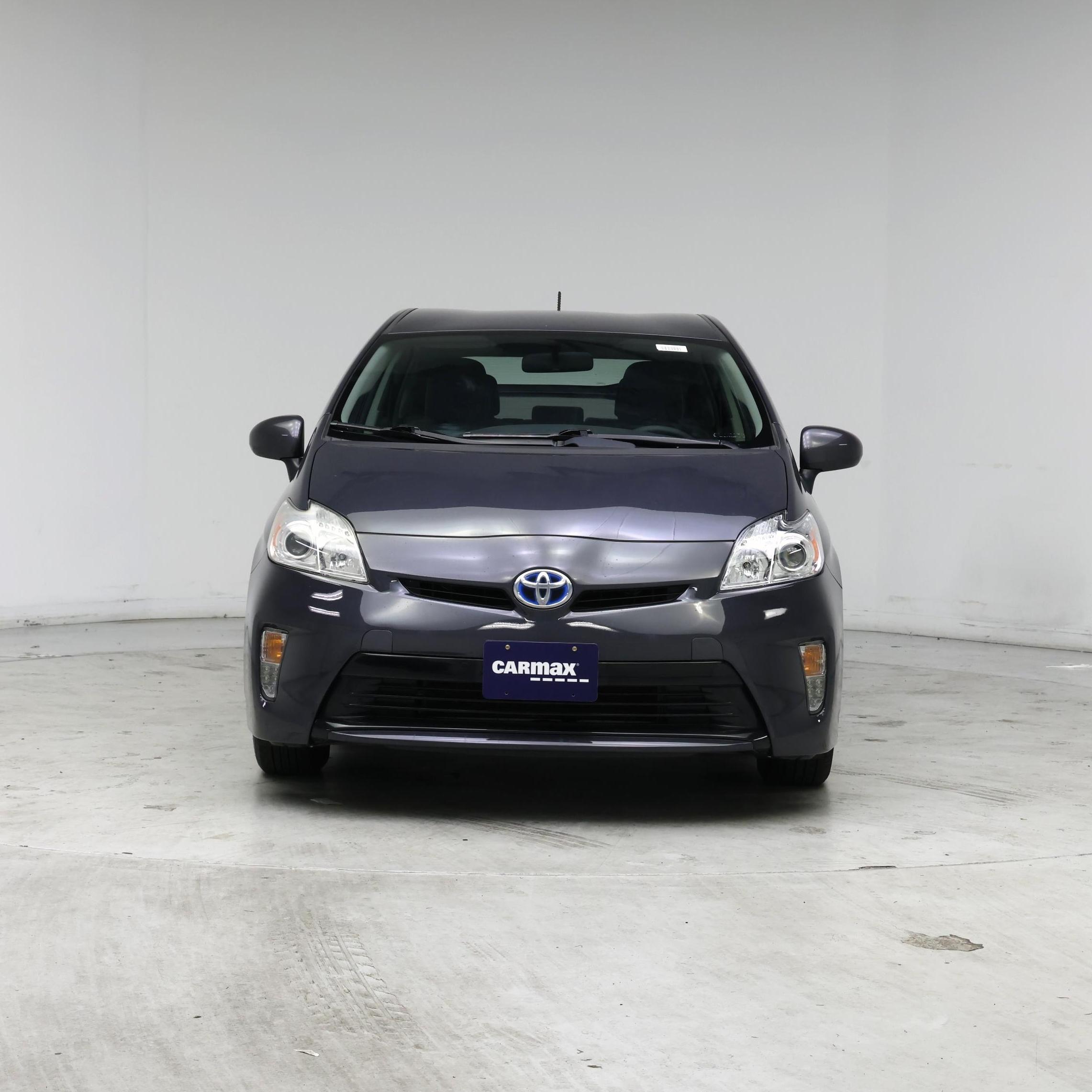 Thumbnail: 2015 Toyota Prius - 5