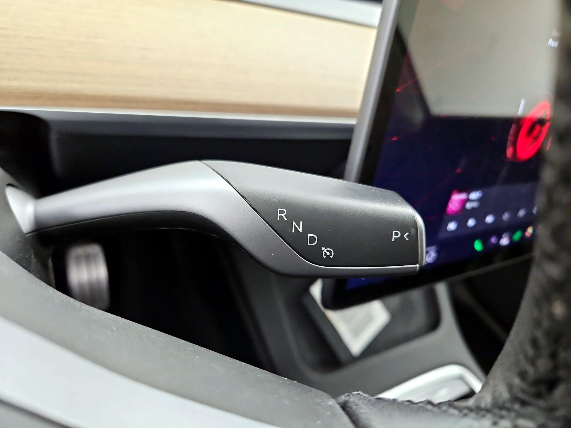 Thumbnail: 2022 Tesla Model Y - 17