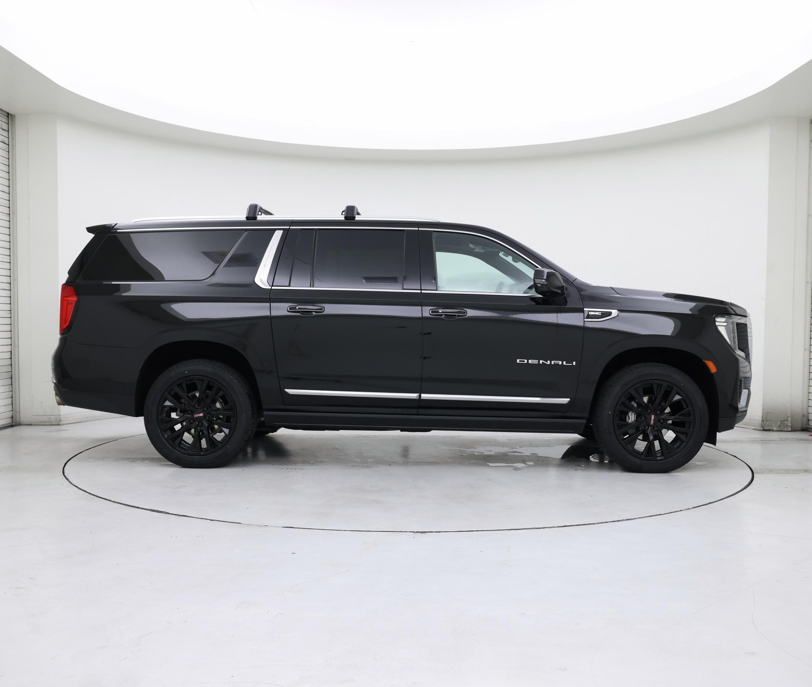 Thumbnail: 2023 GMC Yukon XL - 7