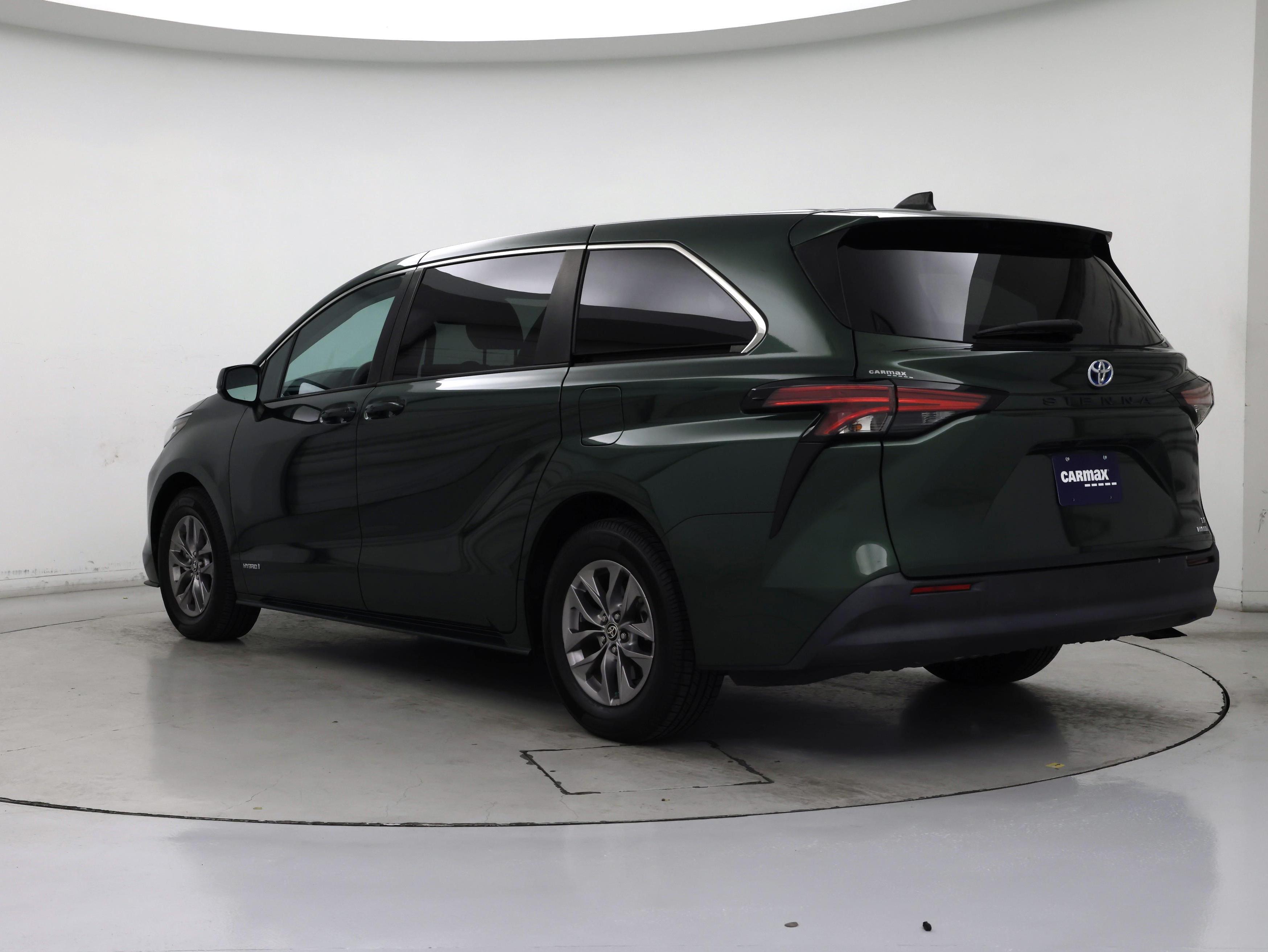 Thumbnail: 2021 Toyota Sienna - 2