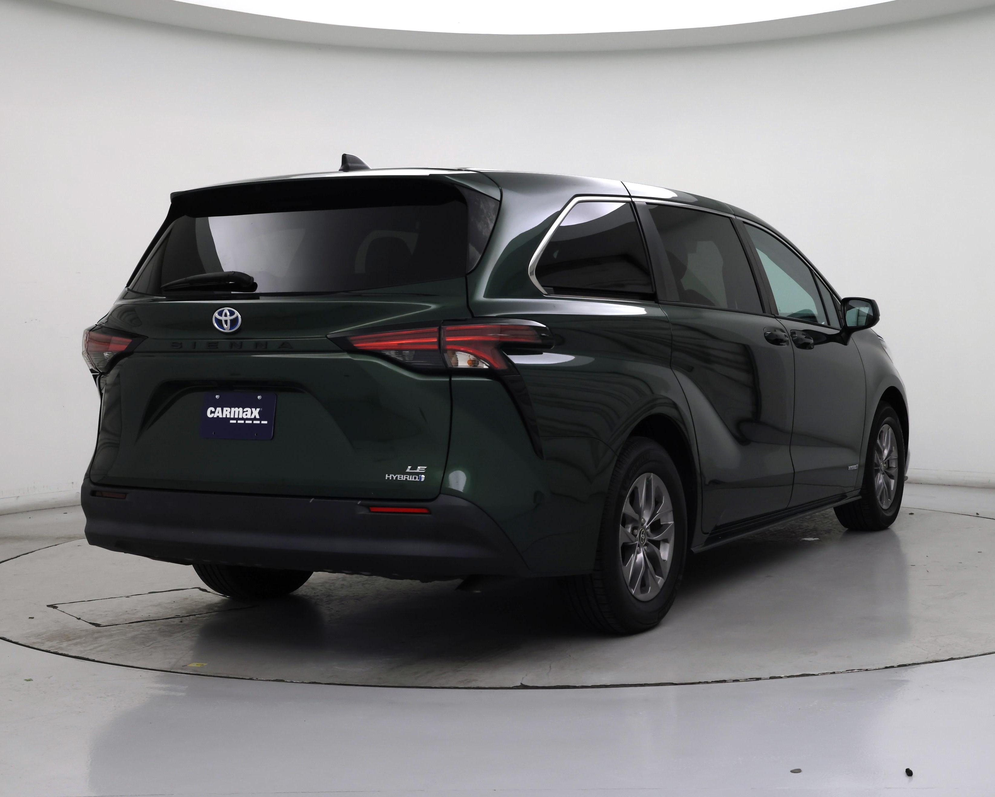 Thumbnail: 2021 Toyota Sienna - 8