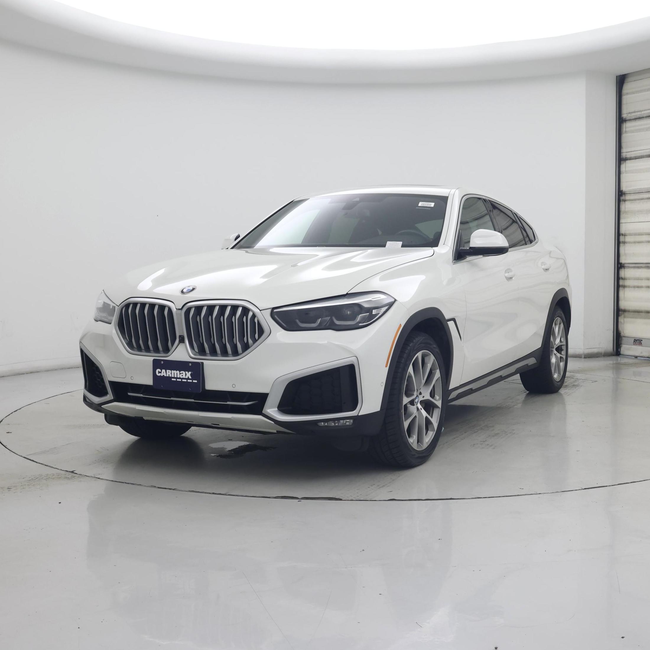Thumbnail: 2021 BMW X6 - 4