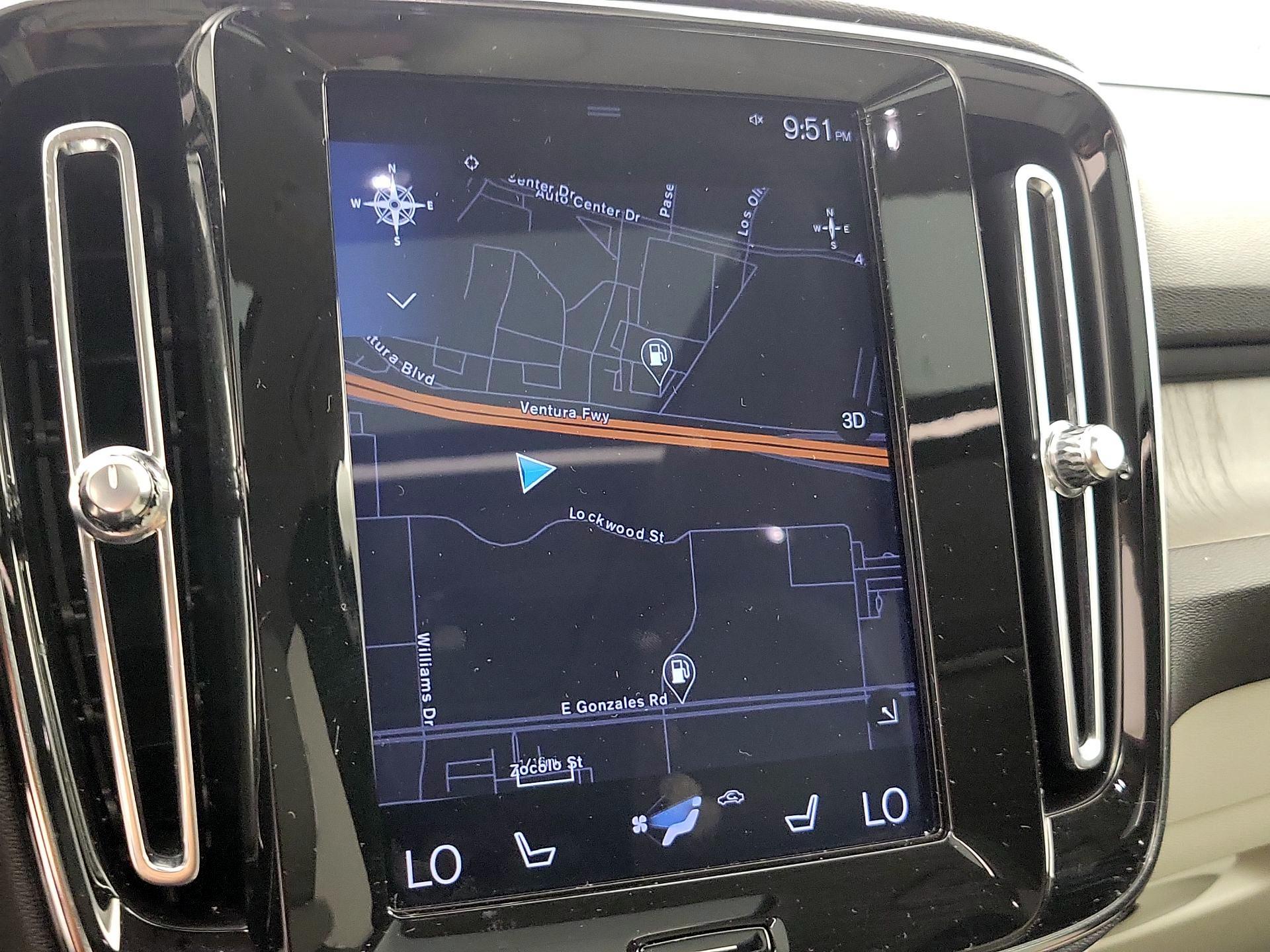 Thumbnail: 2020 Volvo XC40 - 14