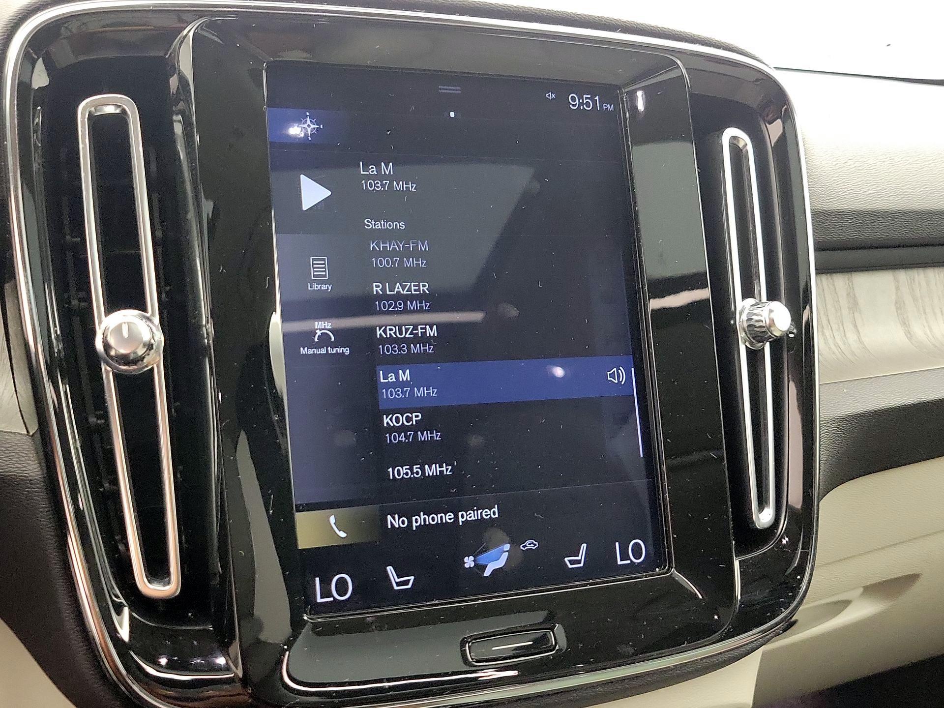 Thumbnail: 2020 Volvo XC40 - 16