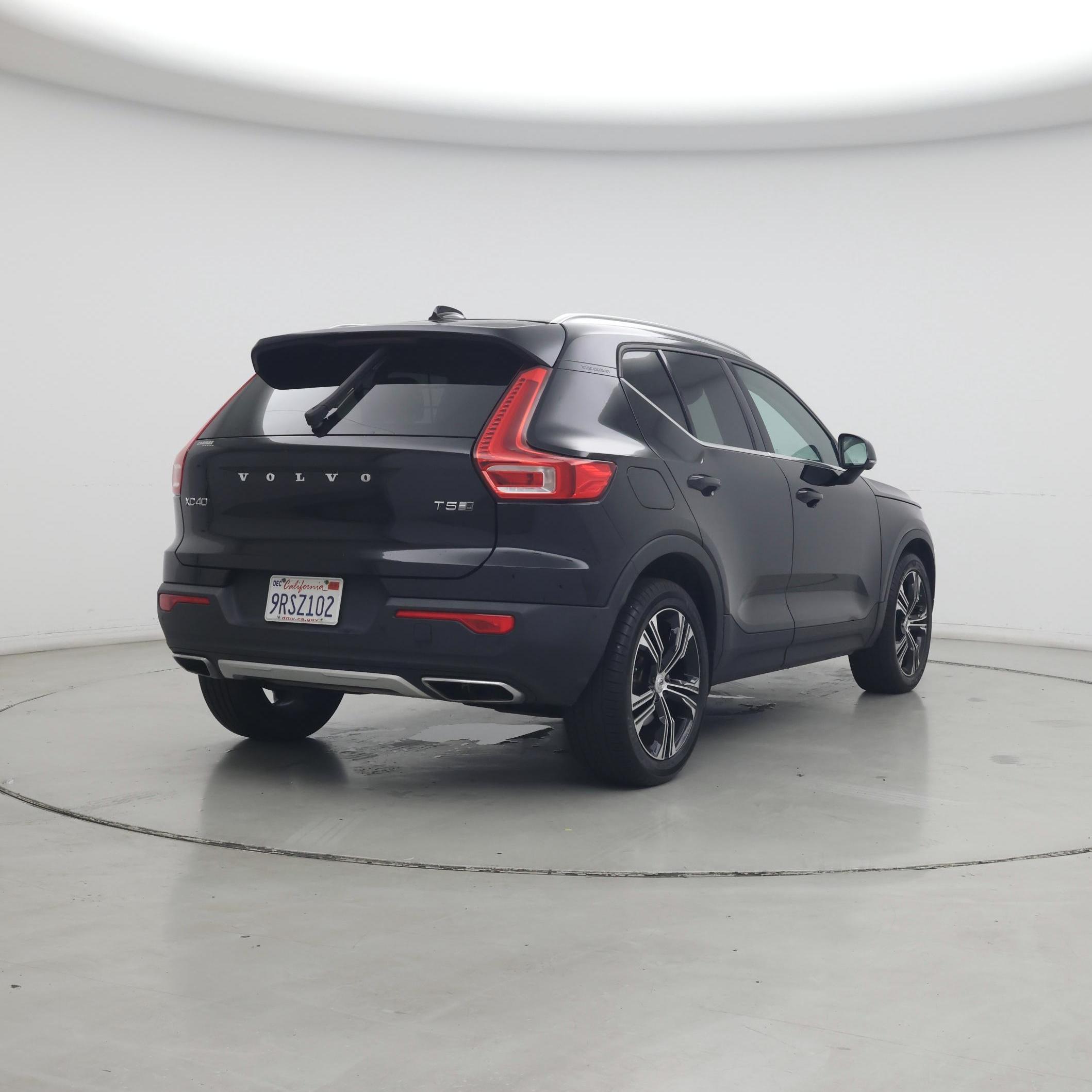 Thumbnail: 2020 Volvo XC40 - 8