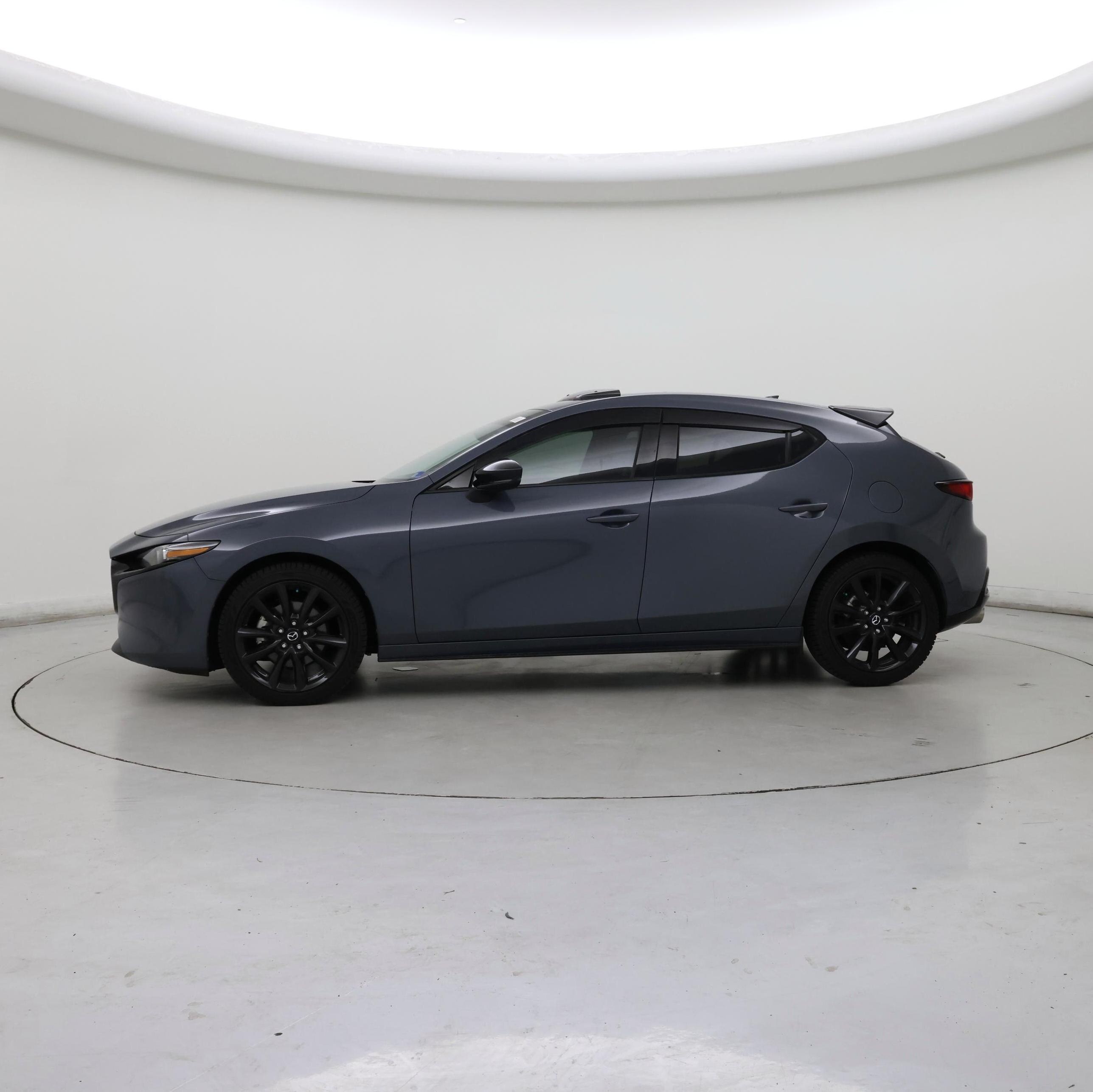 Thumbnail: 2022 Mazda Mazda3 - 3