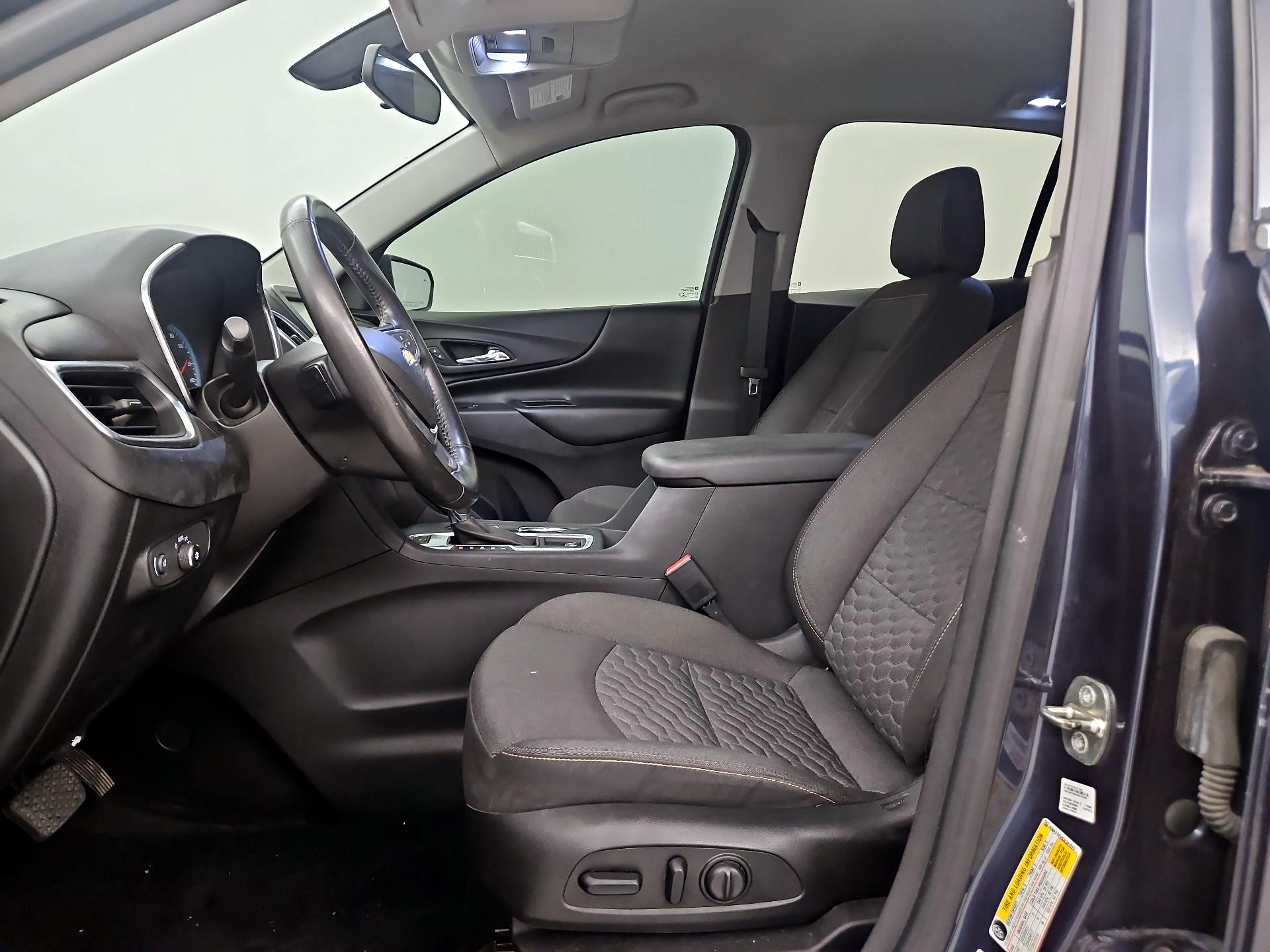 Thumbnail: 2018 Chevrolet Equinox - 11
