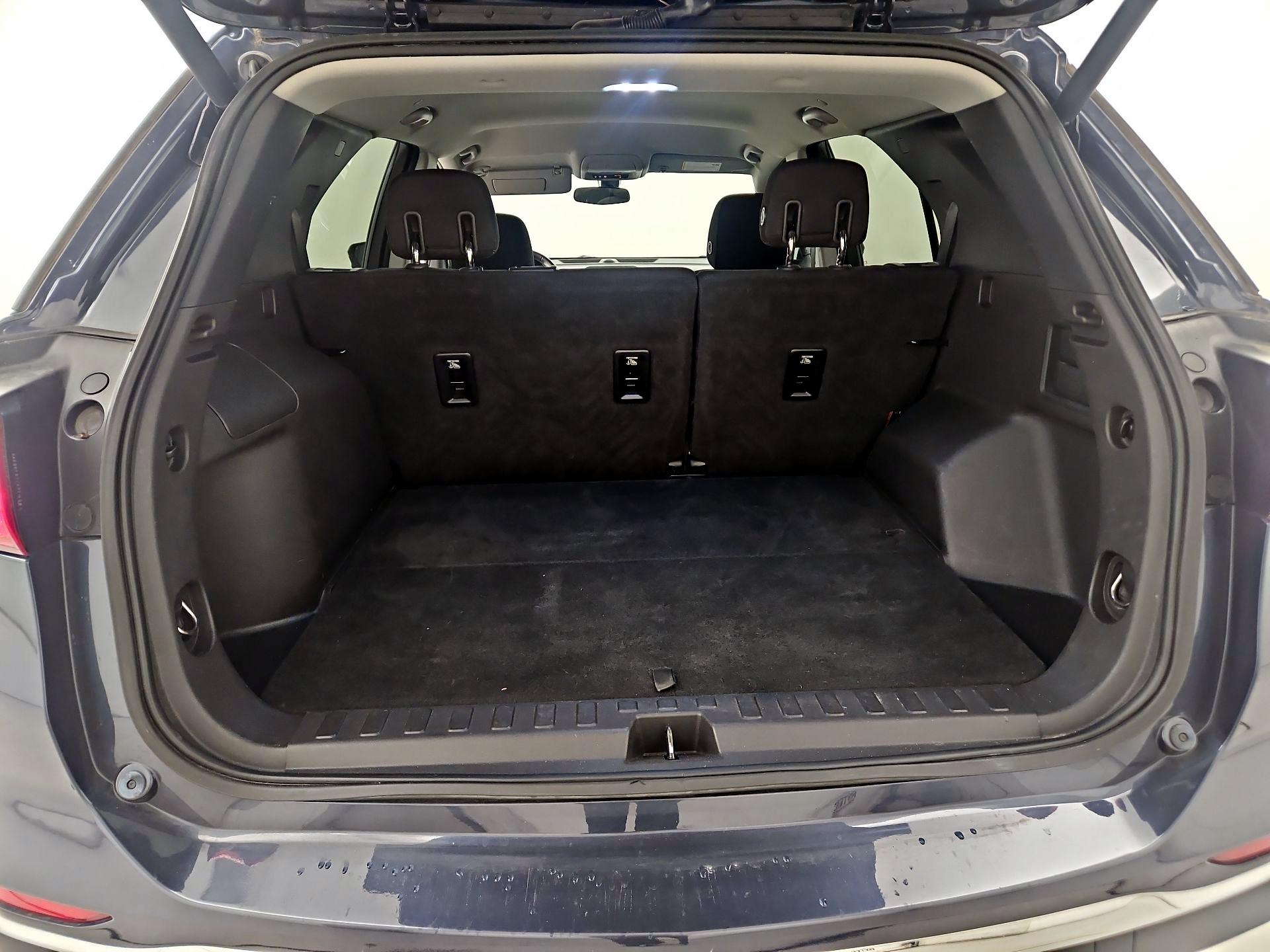 Thumbnail: 2018 Chevrolet Equinox - 20