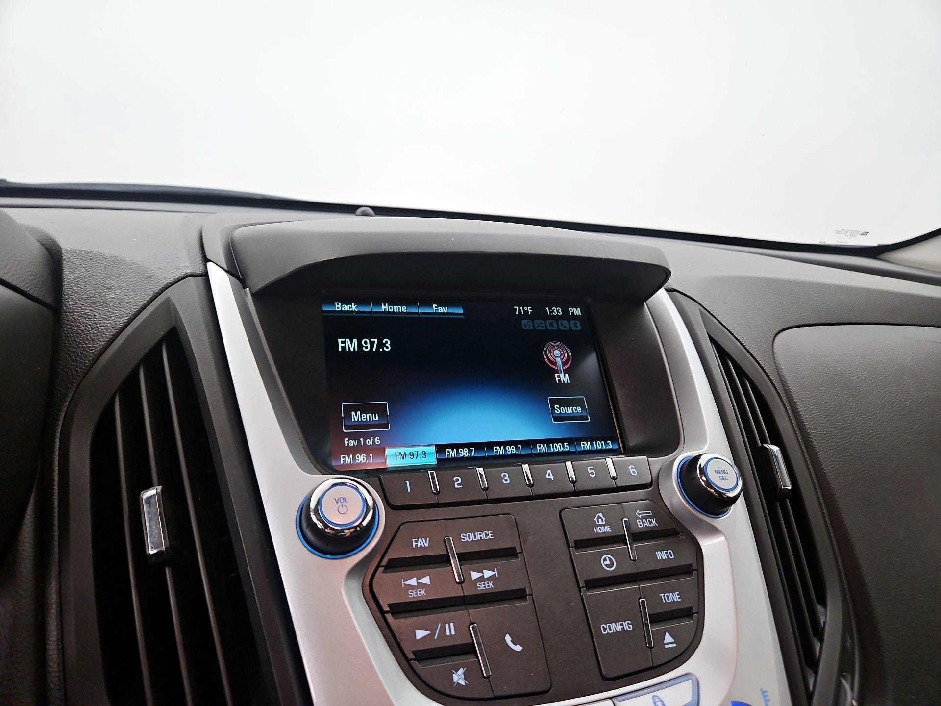 Thumbnail: 2015 Chevrolet Equinox - 14