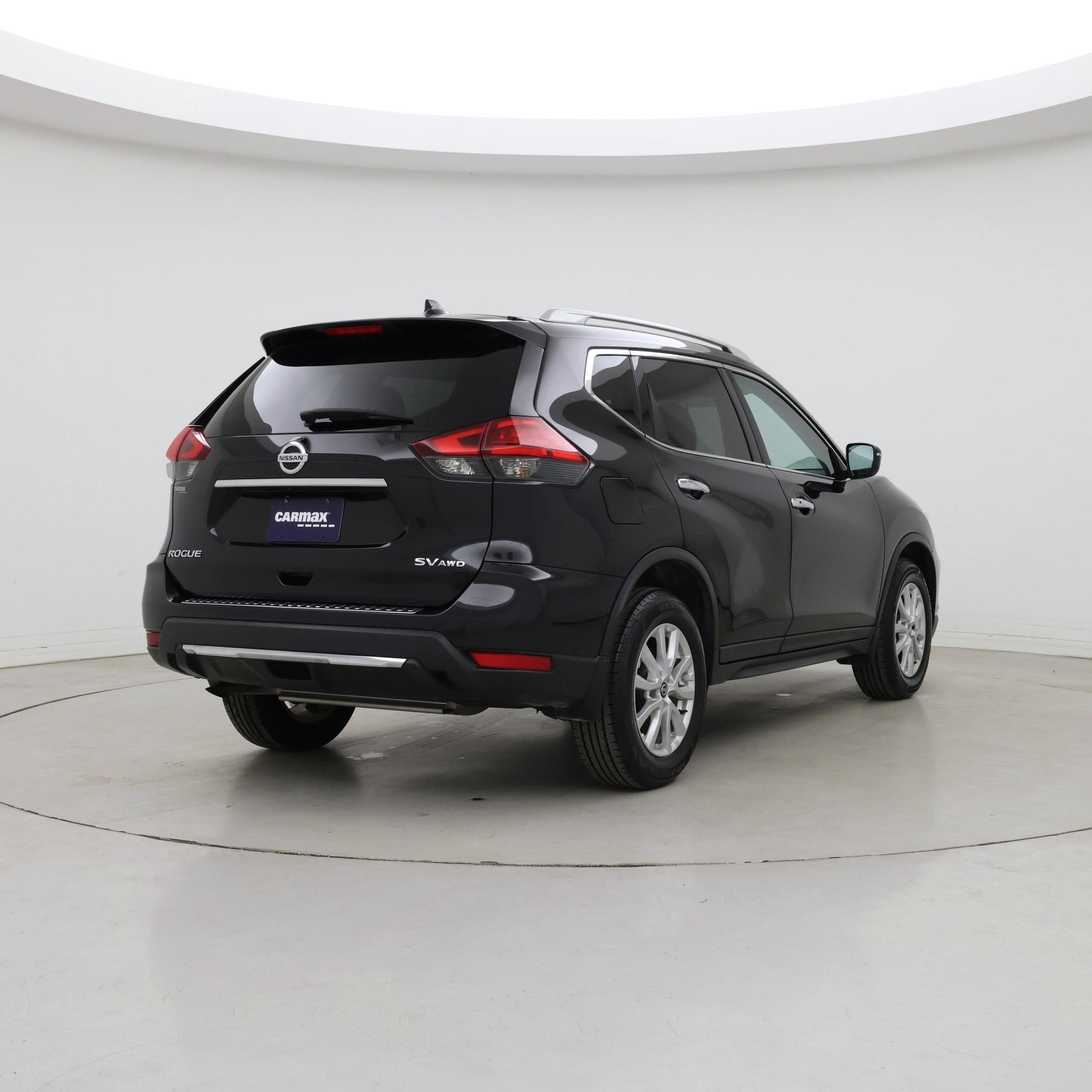 Thumbnail: 2017 Nissan Rogue - 8
