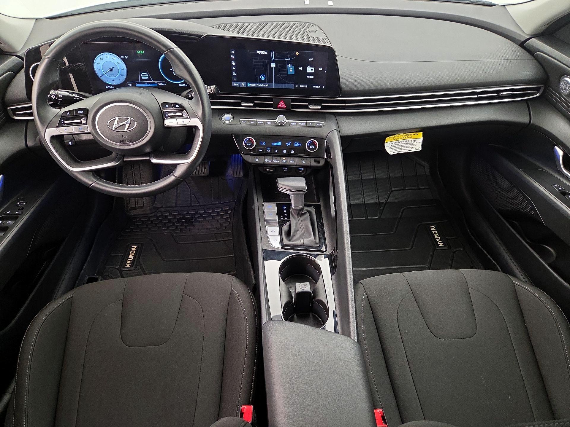 Thumbnail: 2023 Hyundai Elantra - 9