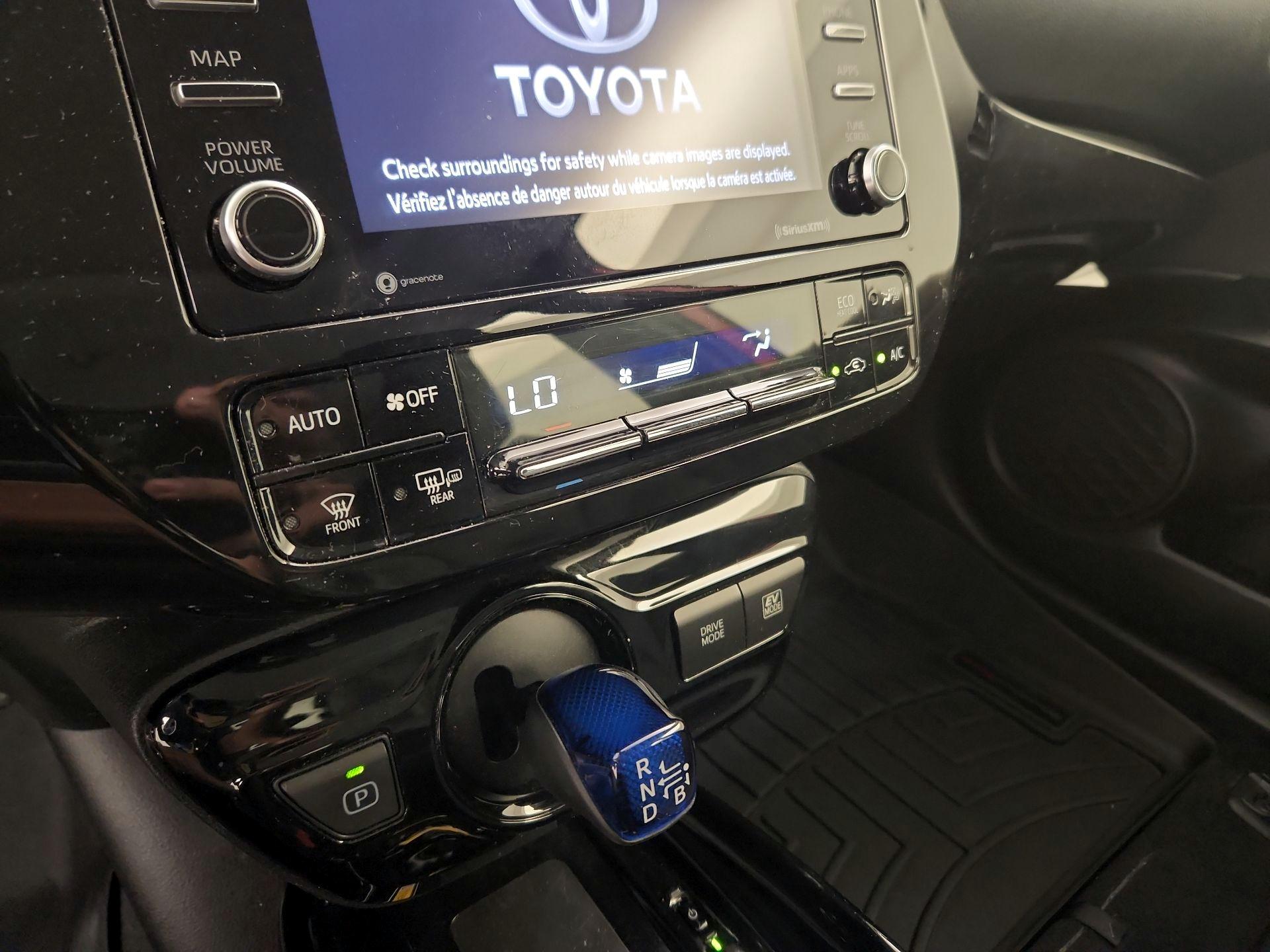 Thumbnail: 2022 Toyota Prius - 16