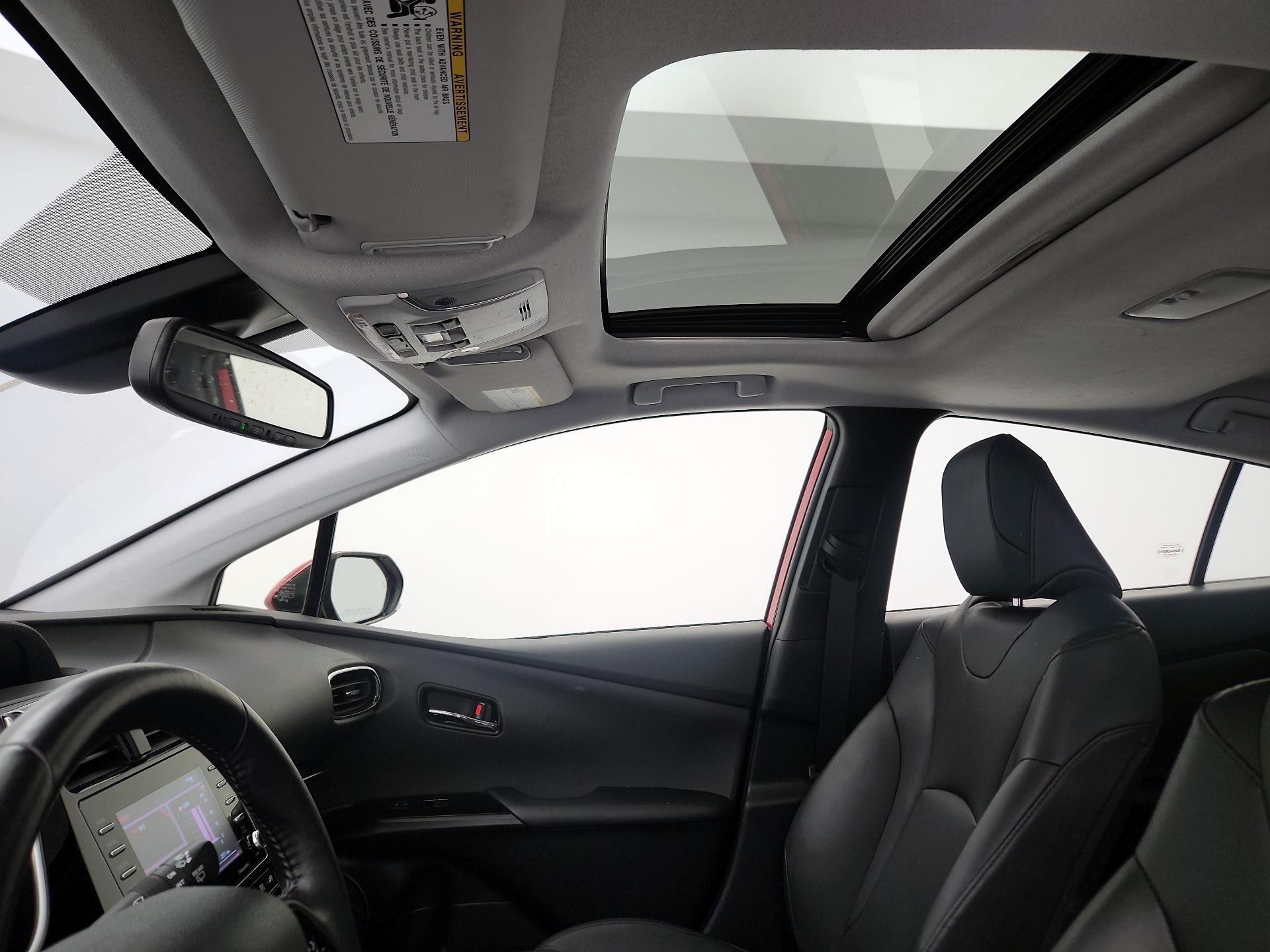 Thumbnail: 2022 Toyota Prius - 19