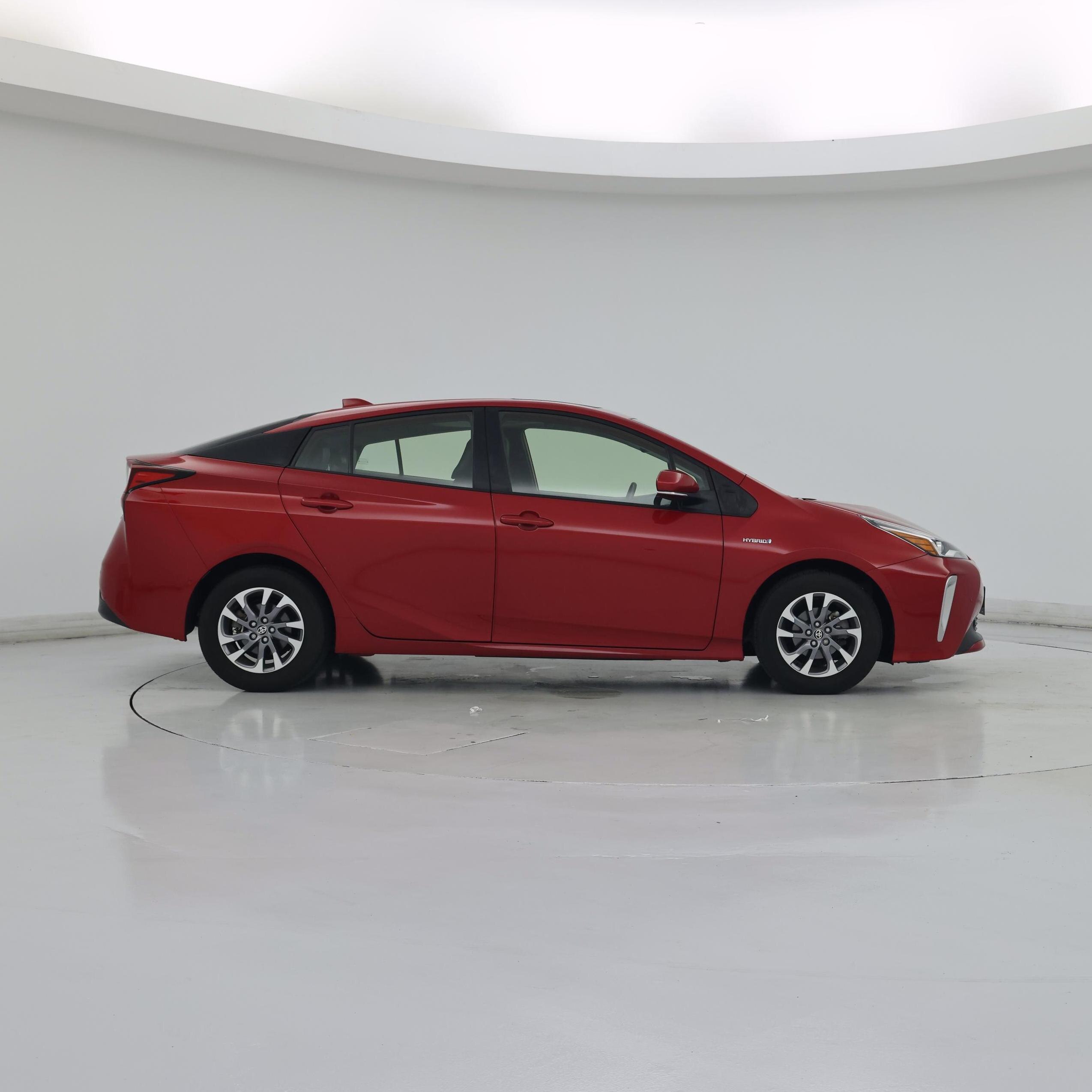 Thumbnail: 2022 Toyota Prius - 7
