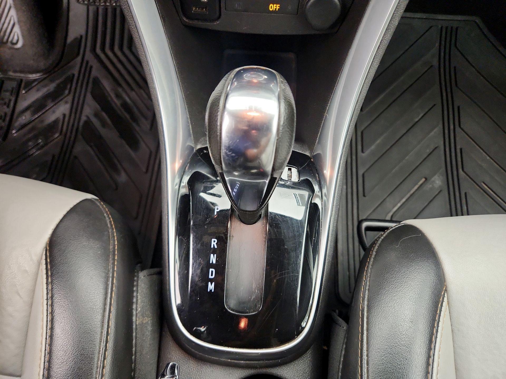 Thumbnail: 2018 Chevrolet Trax - 17