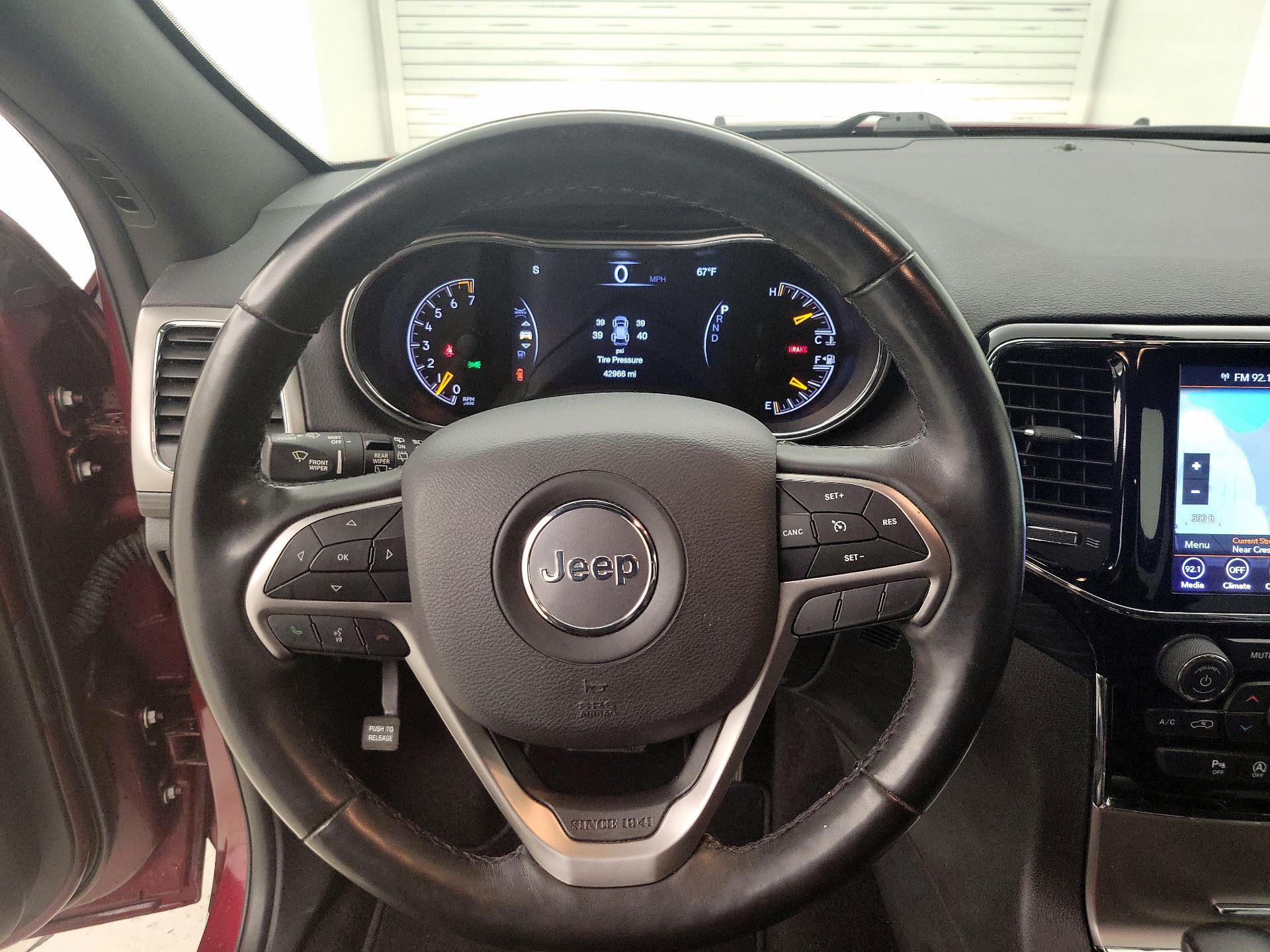 Thumbnail: 2019 Jeep Grand Cherokee - 10