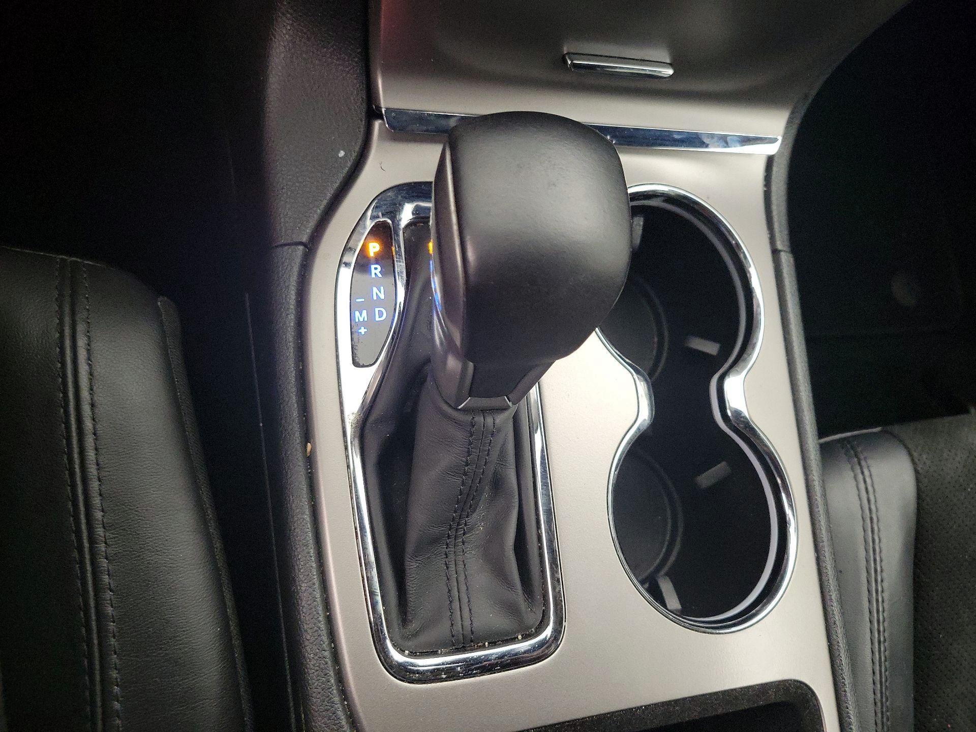 Thumbnail: 2019 Jeep Grand Cherokee - 18