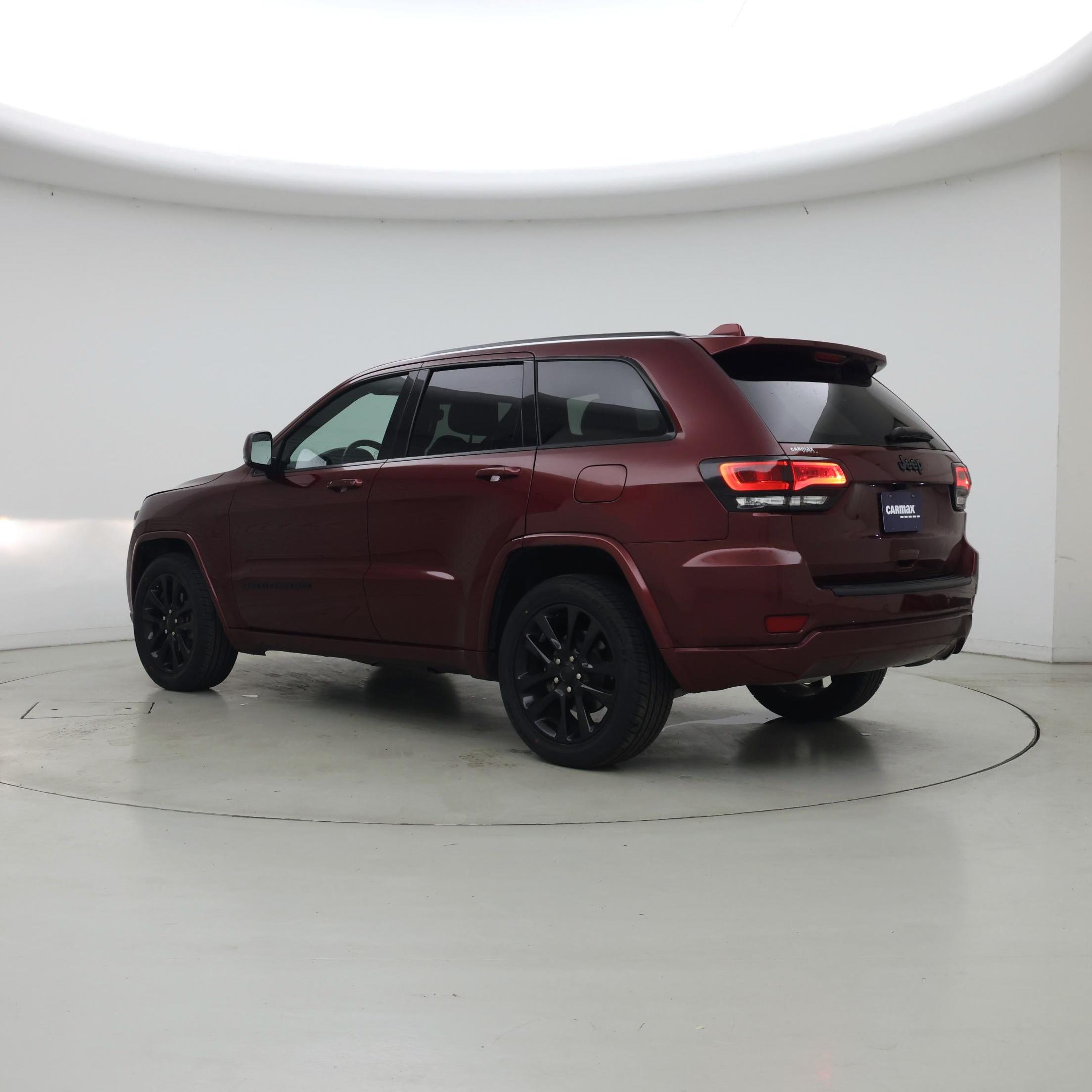 Thumbnail: 2019 Jeep Grand Cherokee - 2