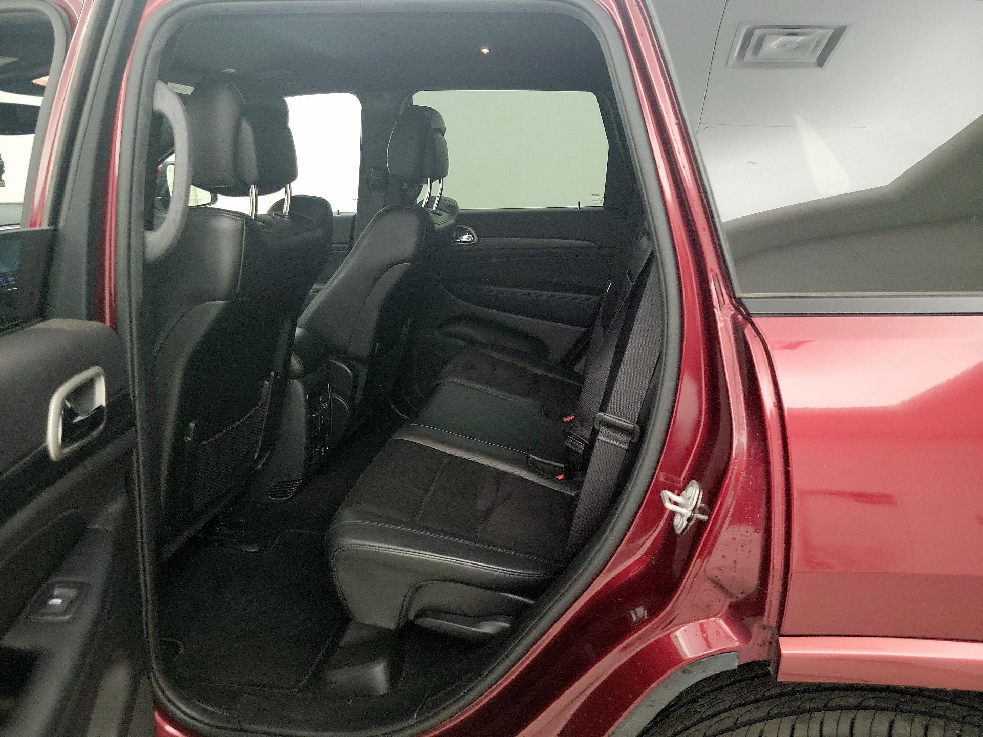 Thumbnail: 2019 Jeep Grand Cherokee - 20