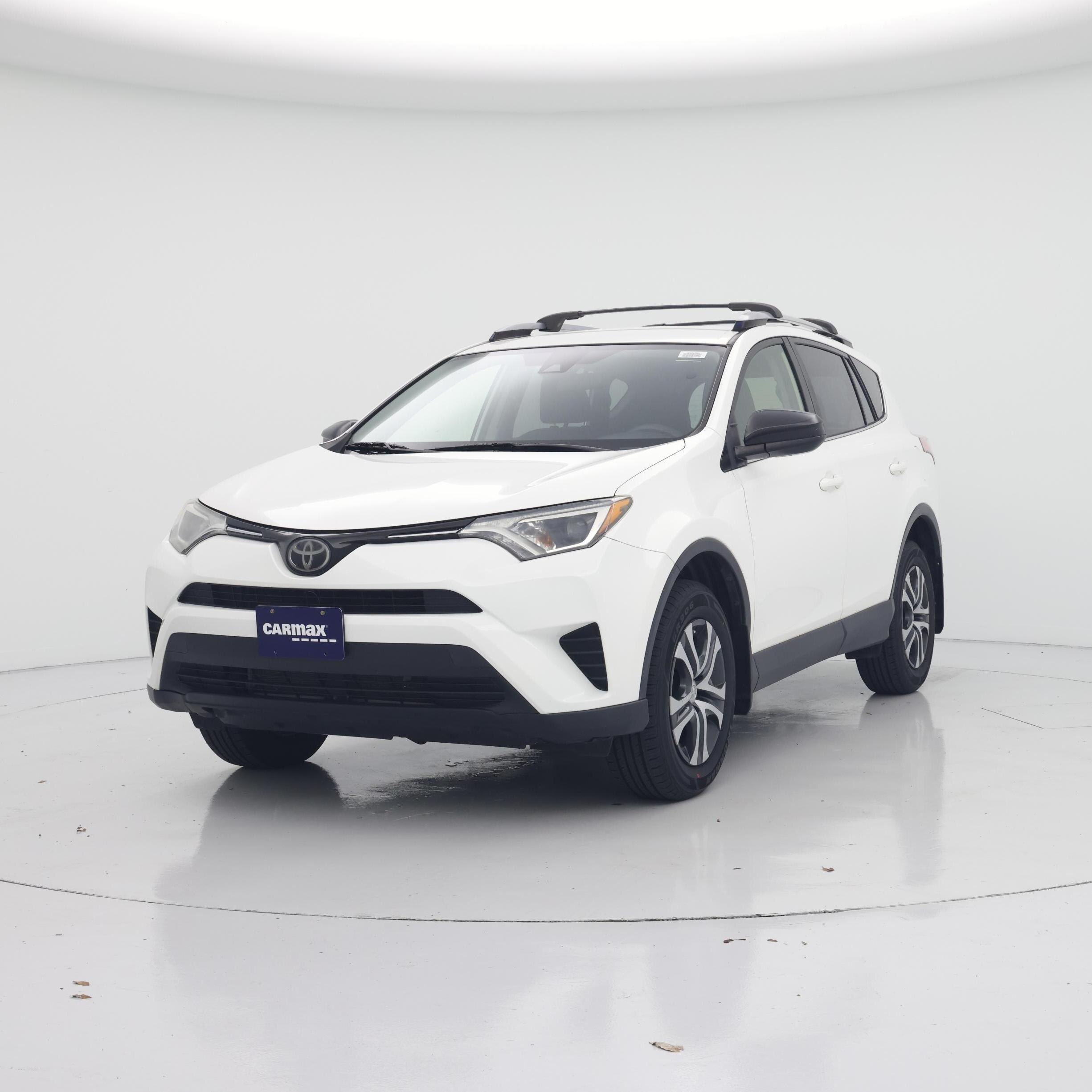 Thumbnail: 2018 Toyota RAV4 - 4