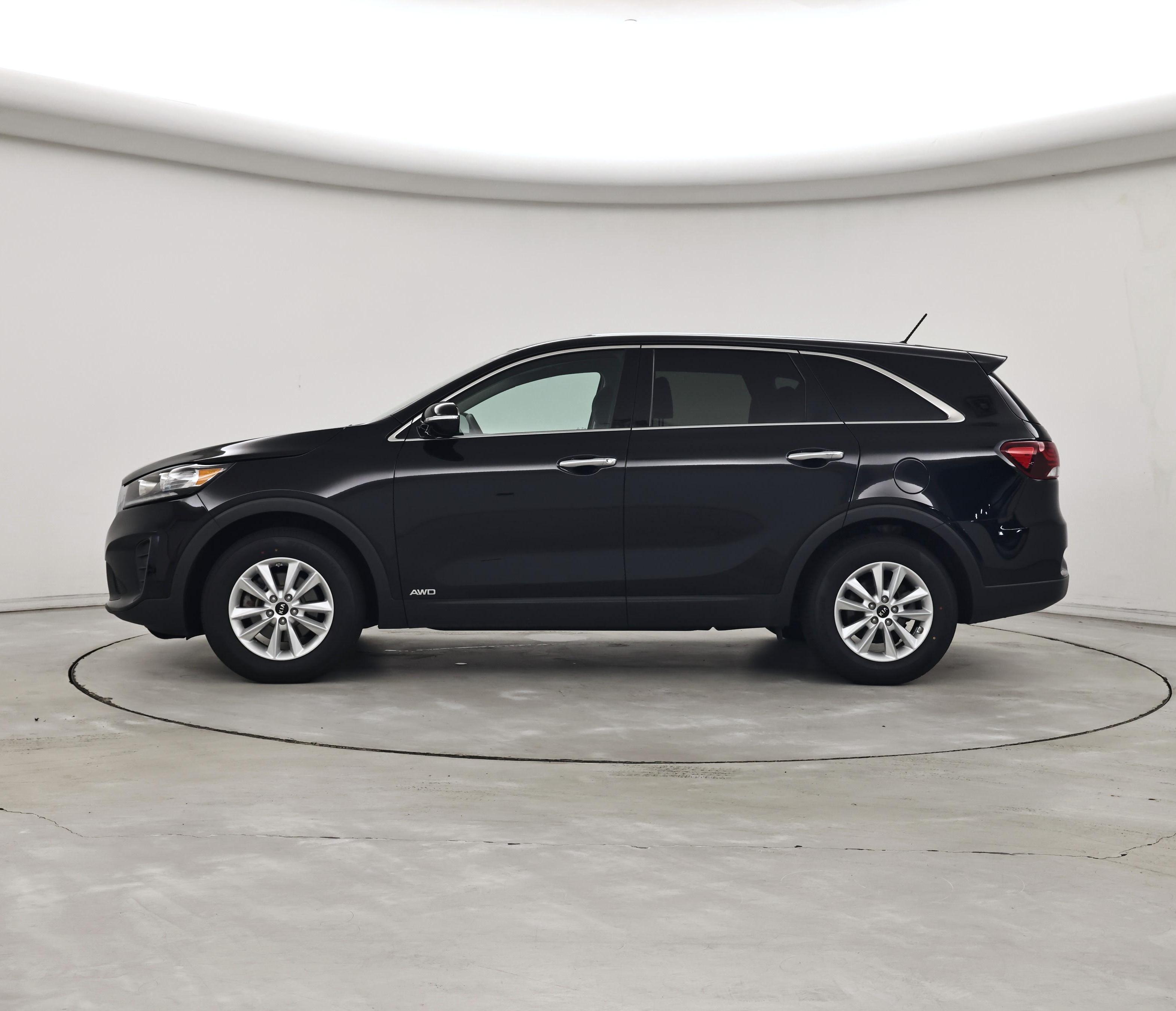 Thumbnail: 2020 Kia Sorento - 3