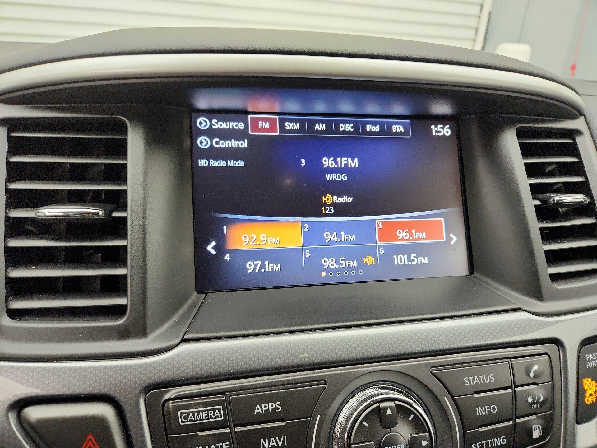 Thumbnail: 2019 Nissan Pathfinder - 16