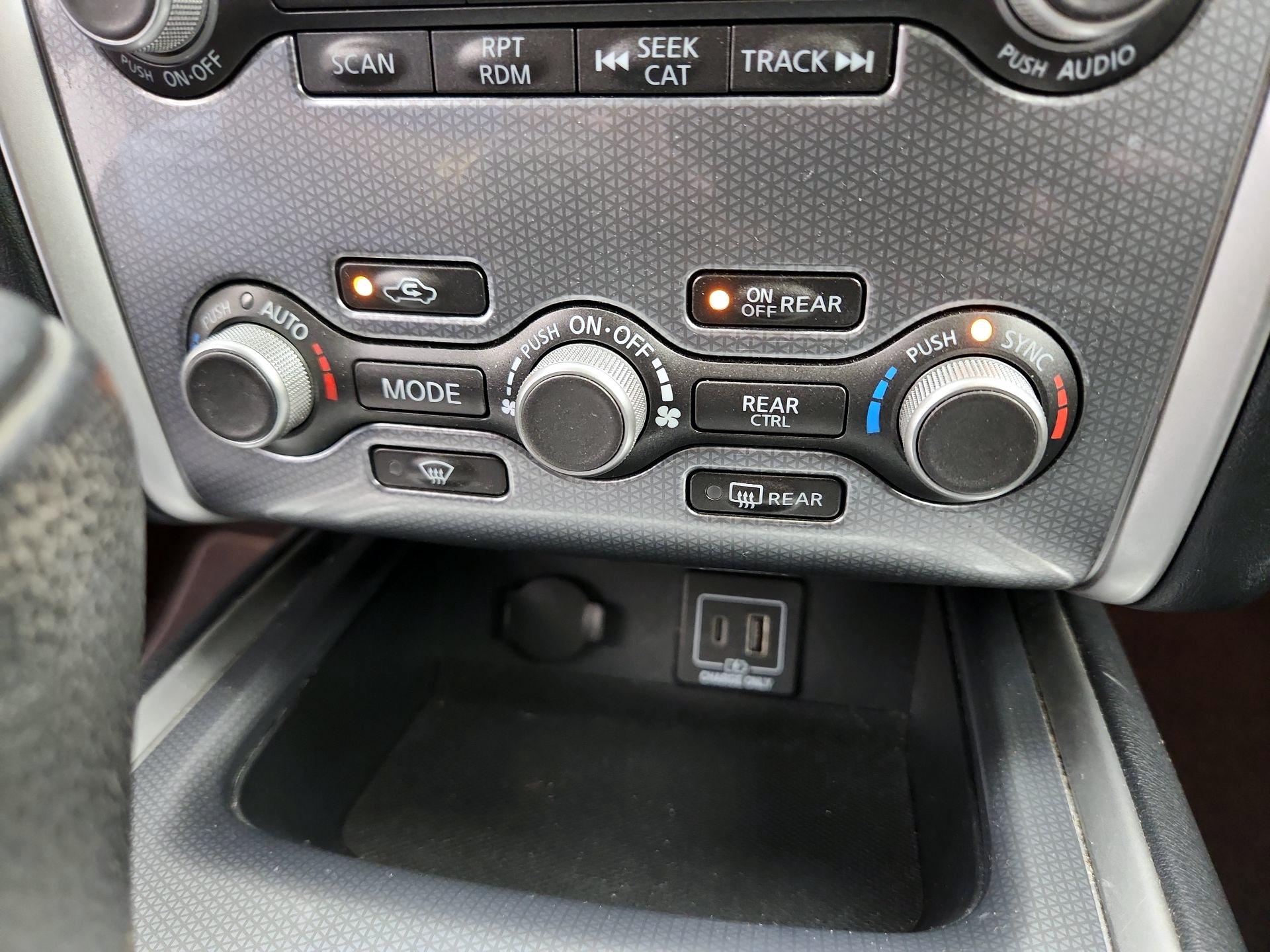 Thumbnail: 2019 Nissan Pathfinder - 17