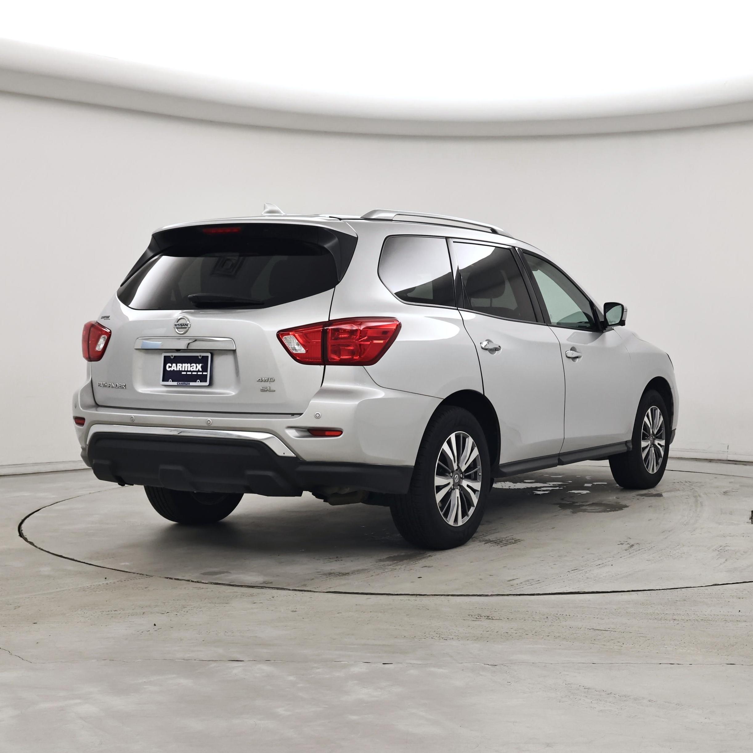Thumbnail: 2019 Nissan Pathfinder - 8