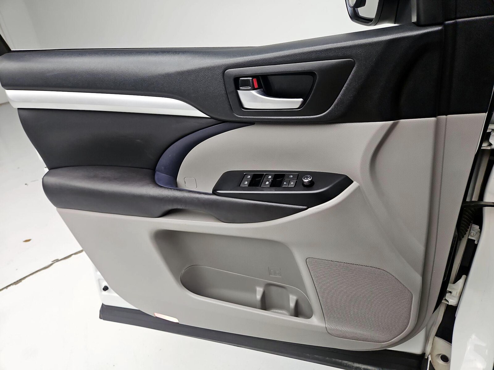 2016 Toyota Highlander XLE, photo 13