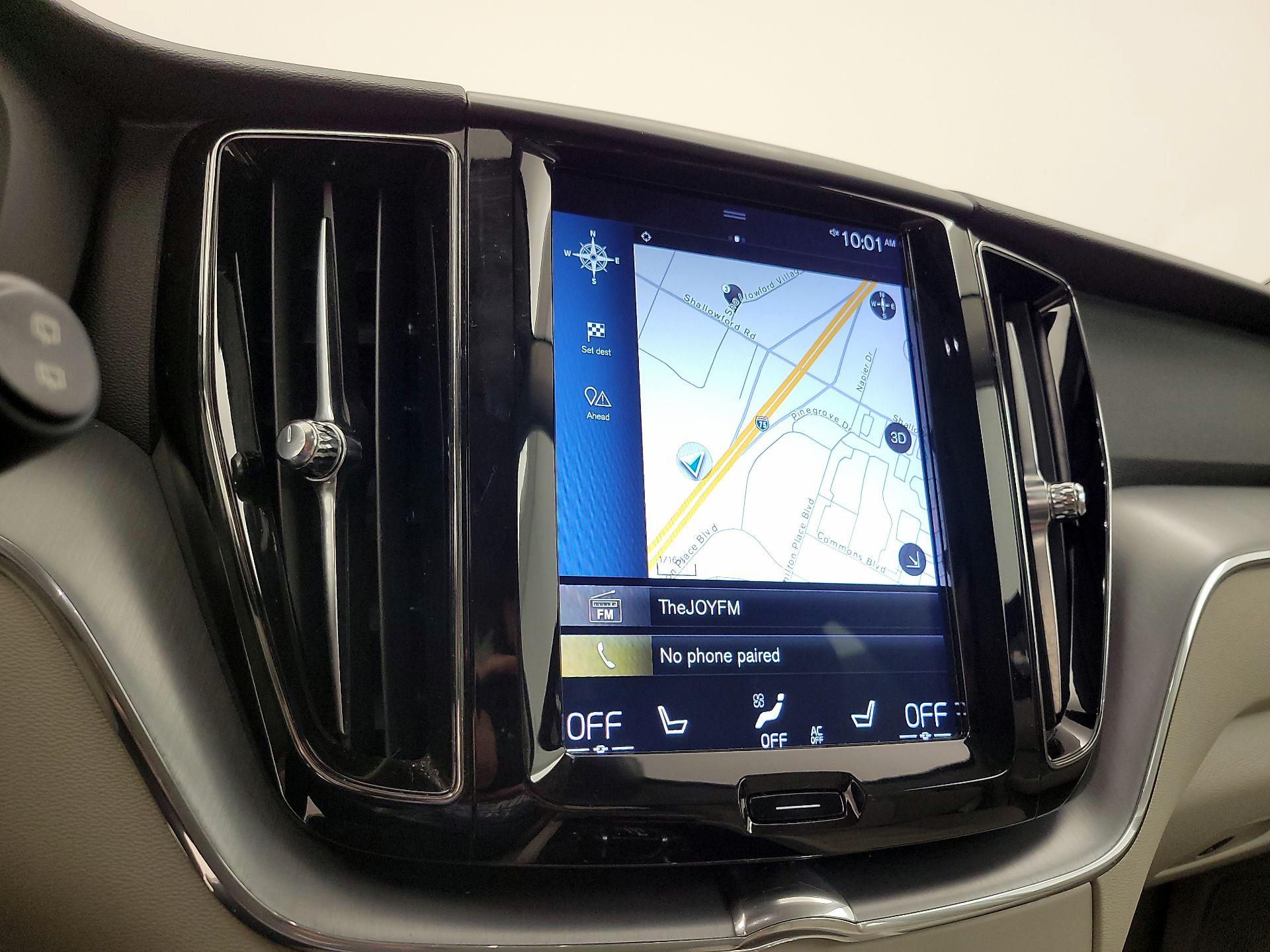Thumbnail: 2018 Volvo XC60 - 14