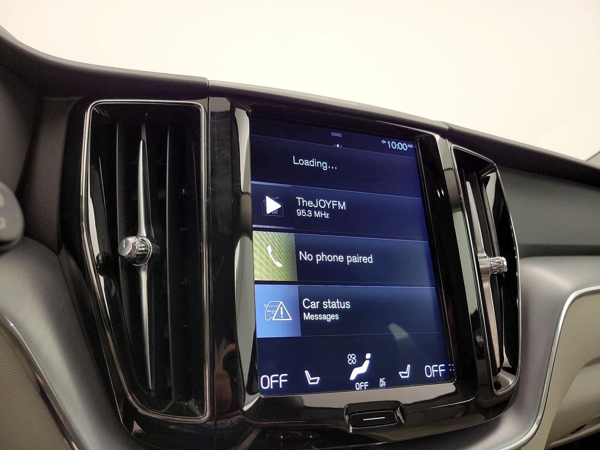 Thumbnail: 2018 Volvo XC60 - 16