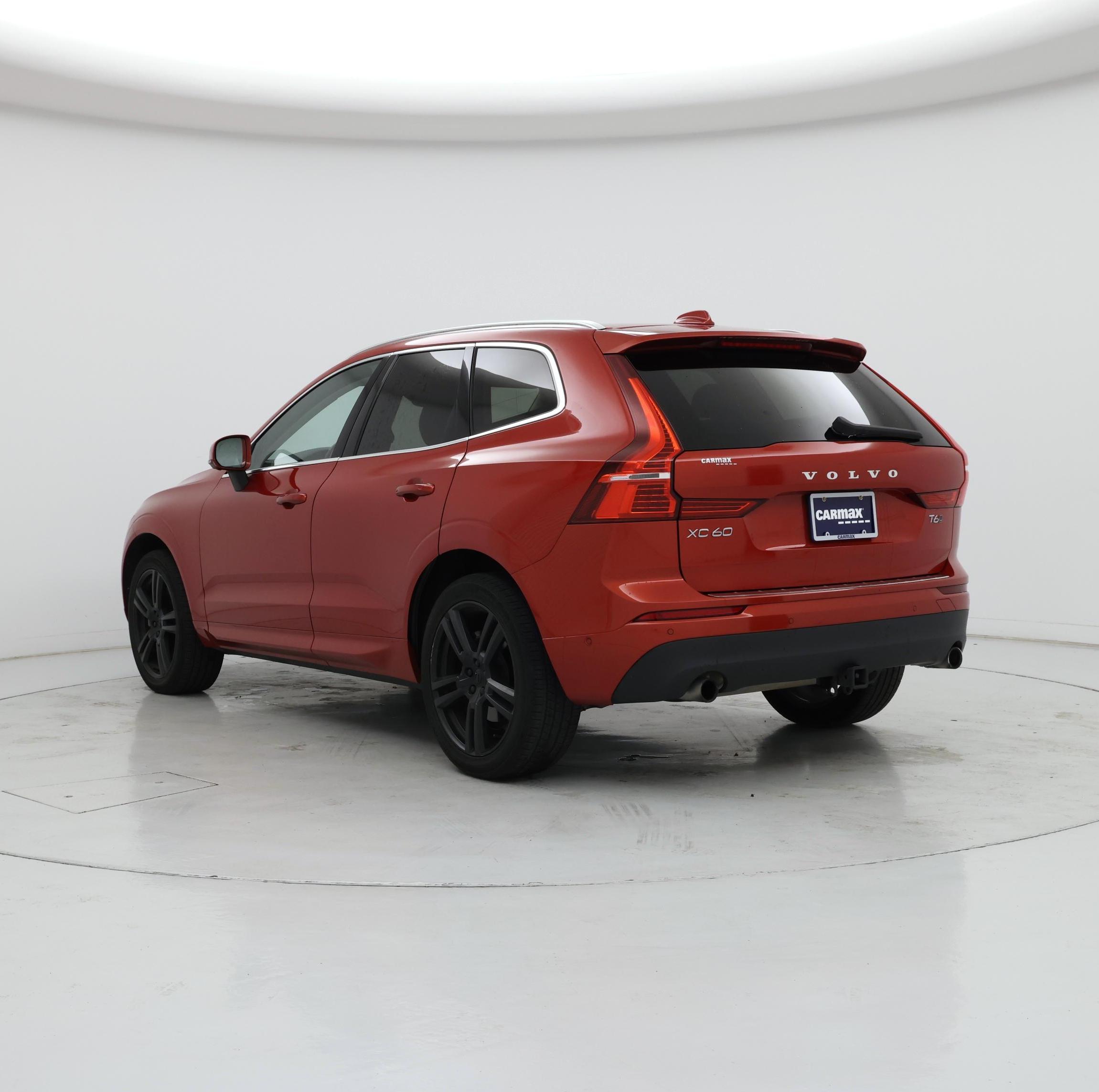 Thumbnail: 2018 Volvo XC60 - 2