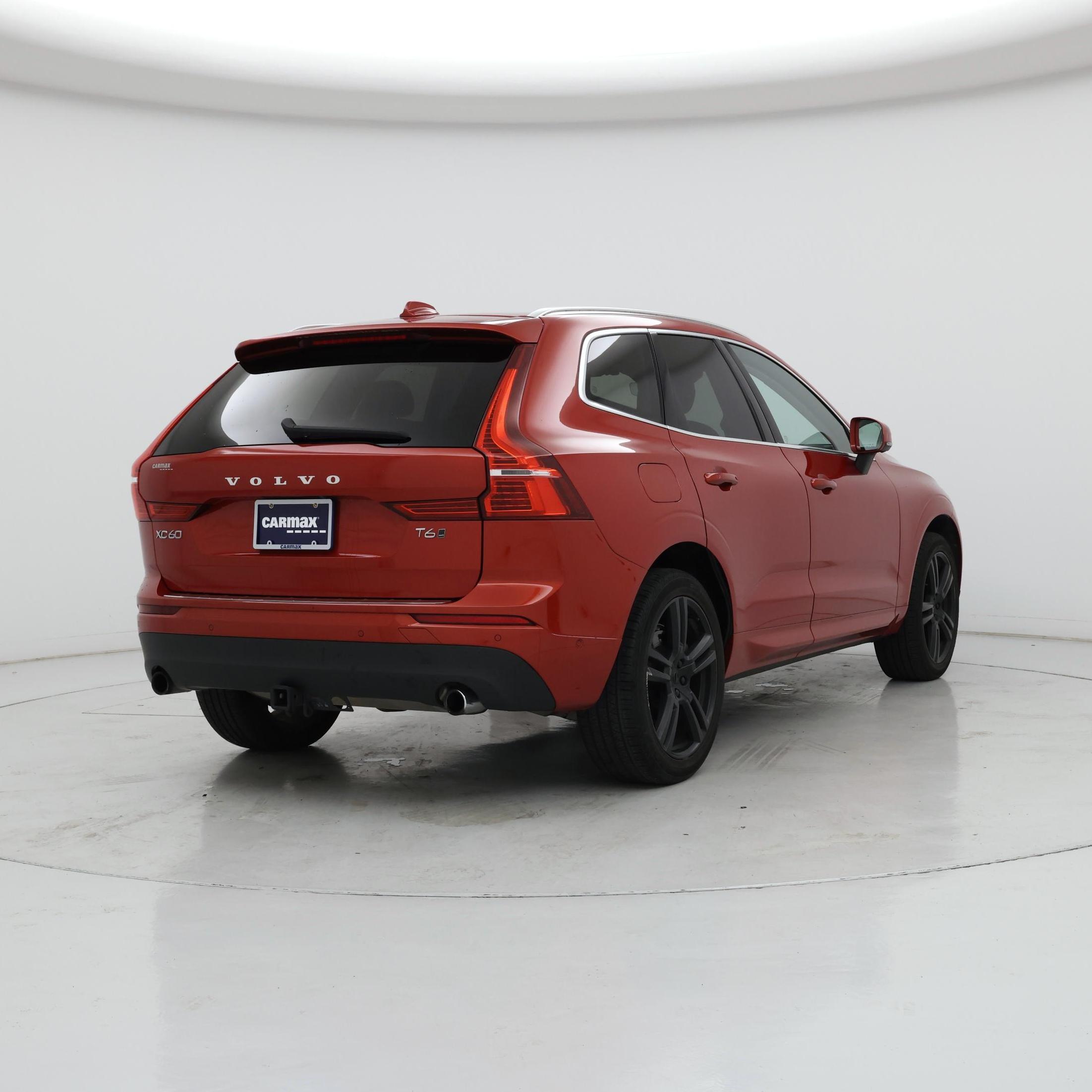 Thumbnail: 2018 Volvo XC60 - 8