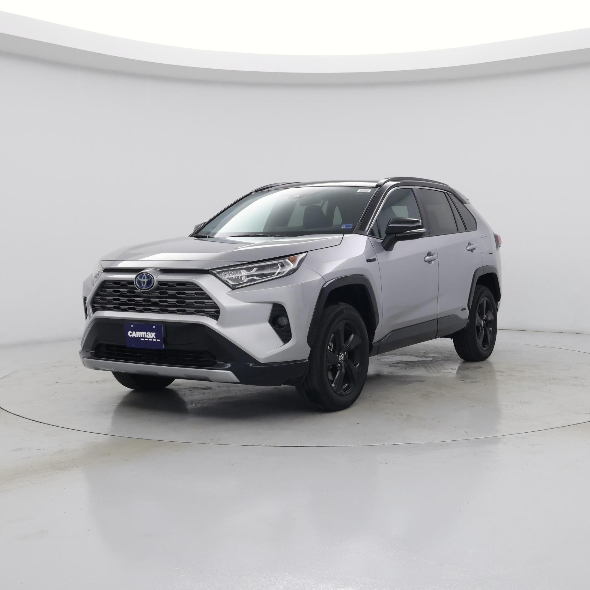 Thumbnail: 2021 Toyota RAV4 - 4