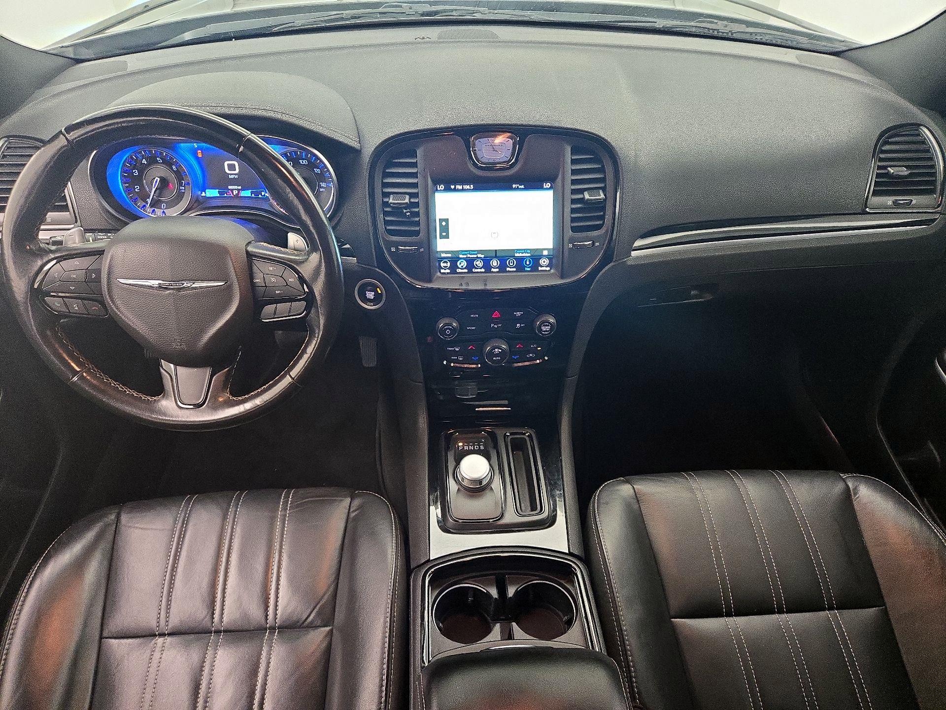 Thumbnail: 2021 Chrysler 300 - 9