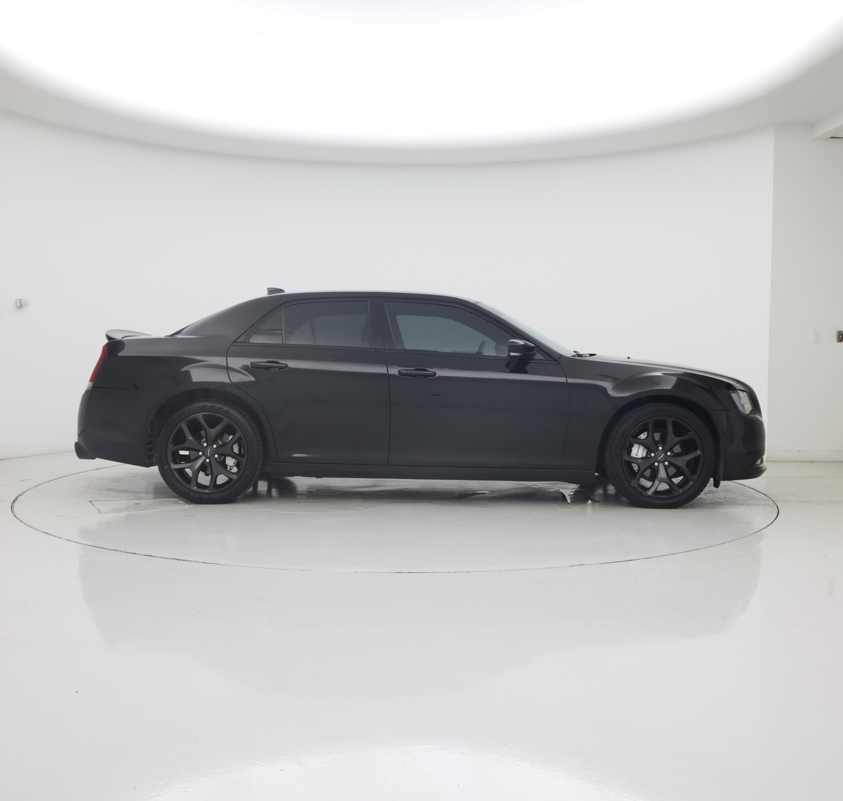 Thumbnail: 2021 Chrysler 300 - 7