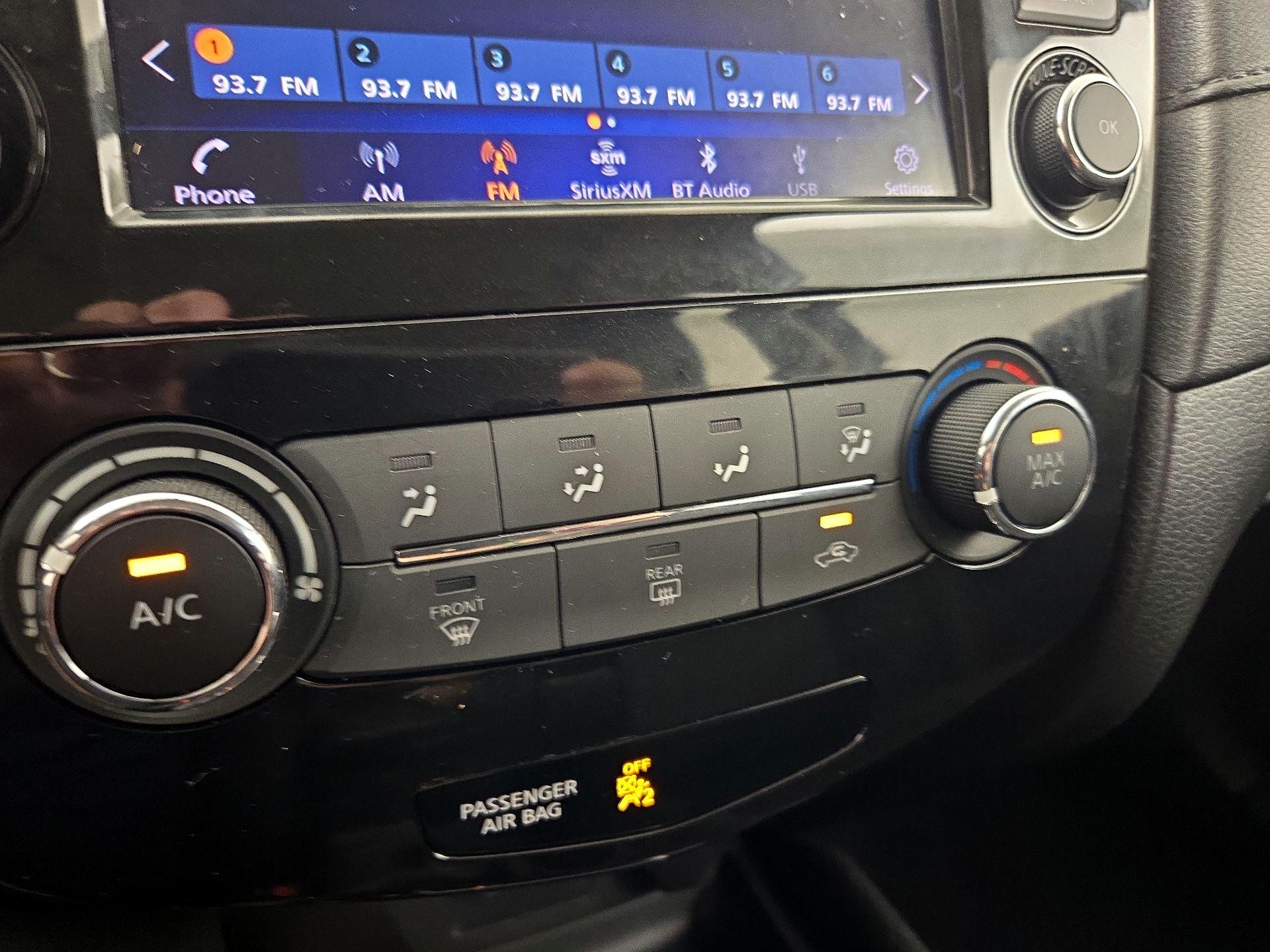 Thumbnail: 2018 Nissan Rogue - 15