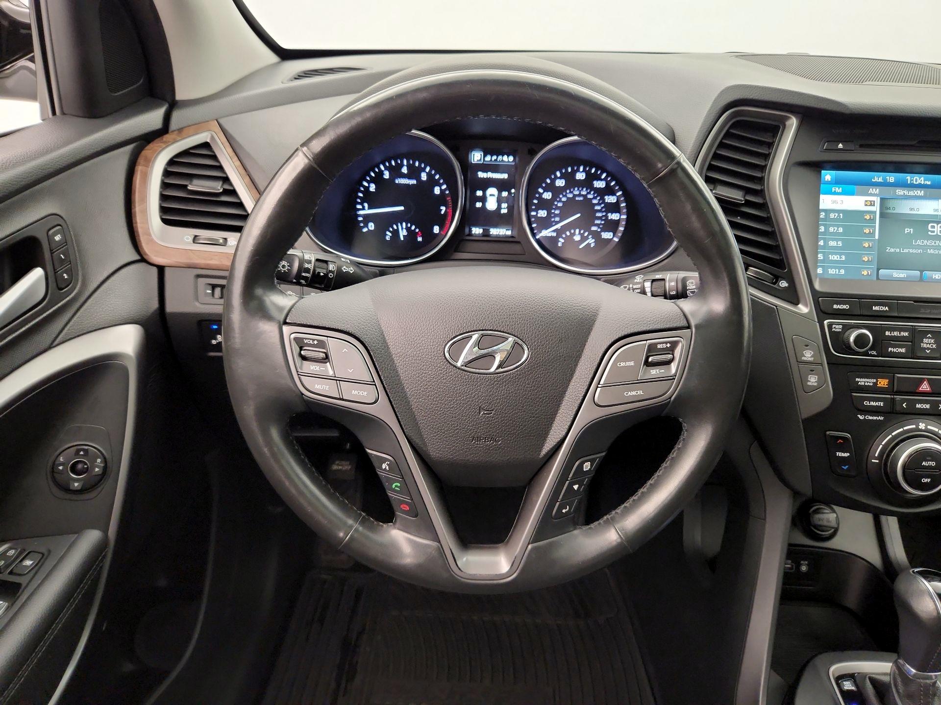 Thumbnail: 2018 Hyundai Santa Fe - 10