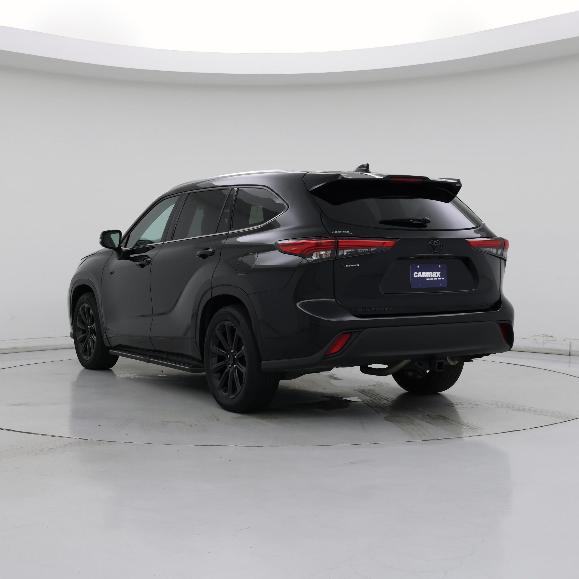 Thumbnail: 2021 Toyota Highlander - 2